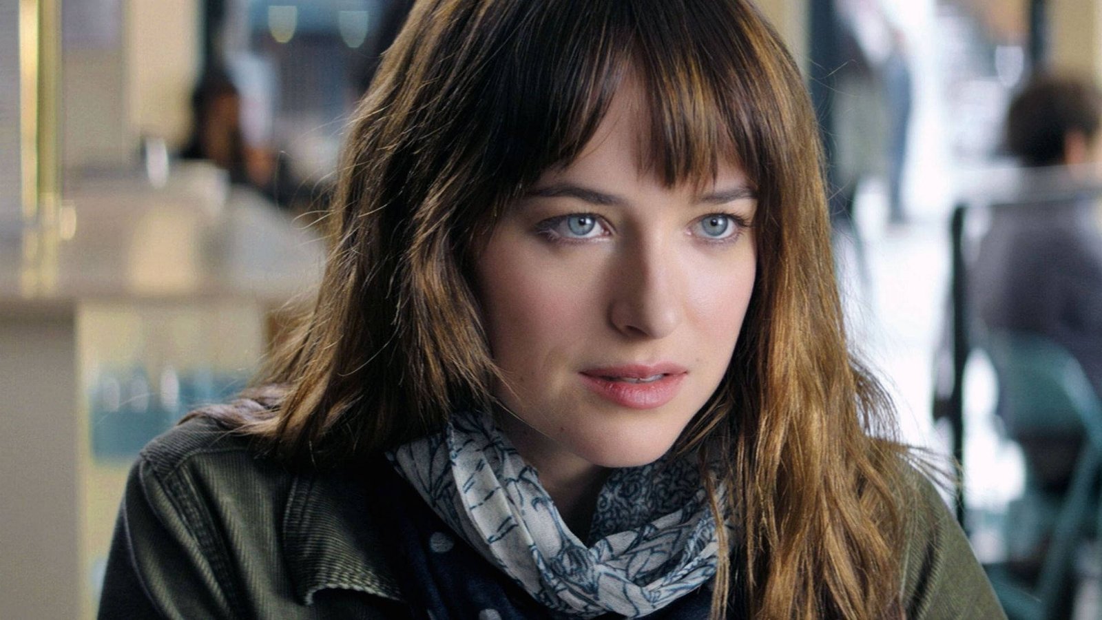 dakota johnson tantalizing blue eyes actress hollywood