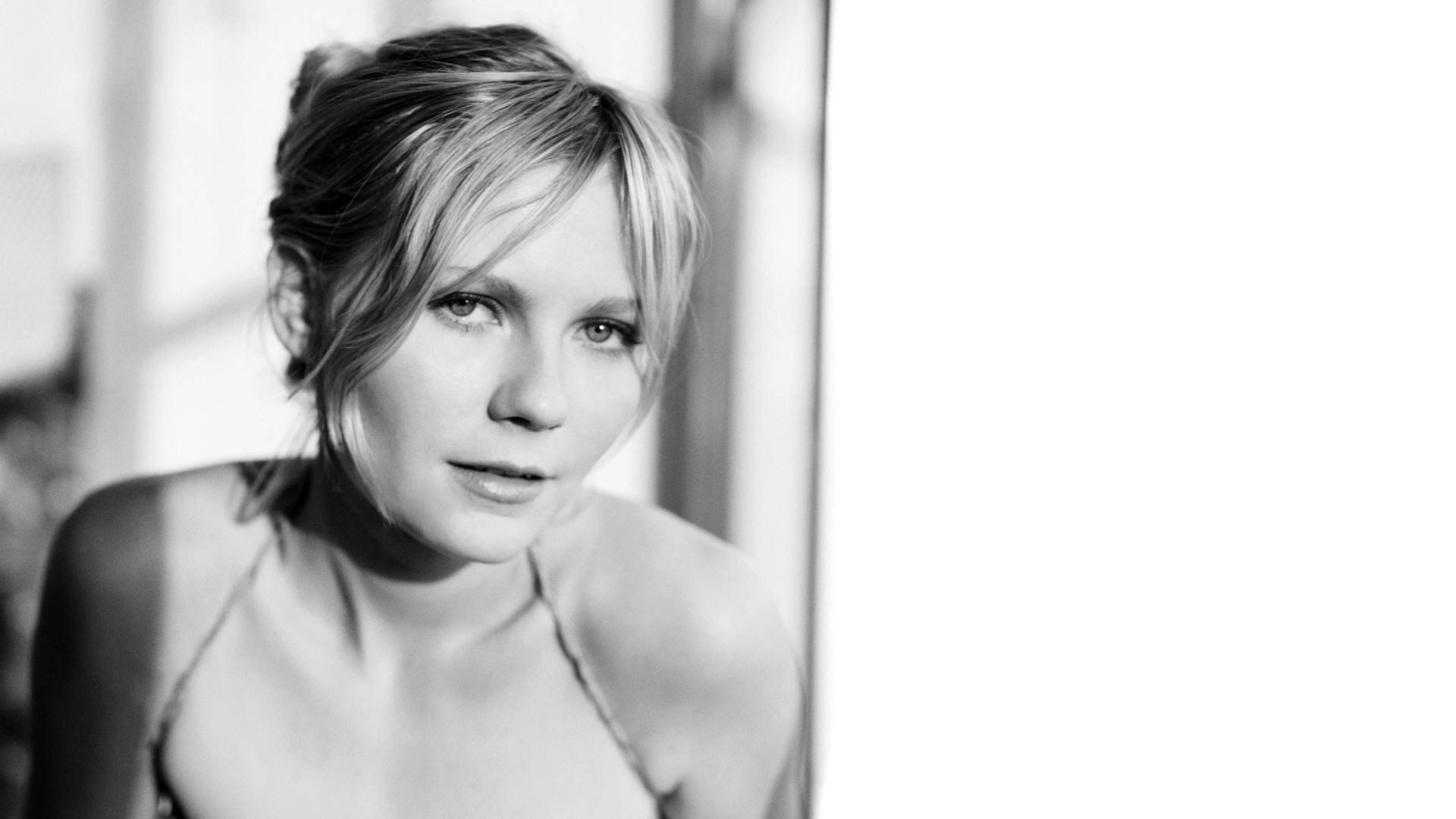 black and white kirsten dunst actress hollywood