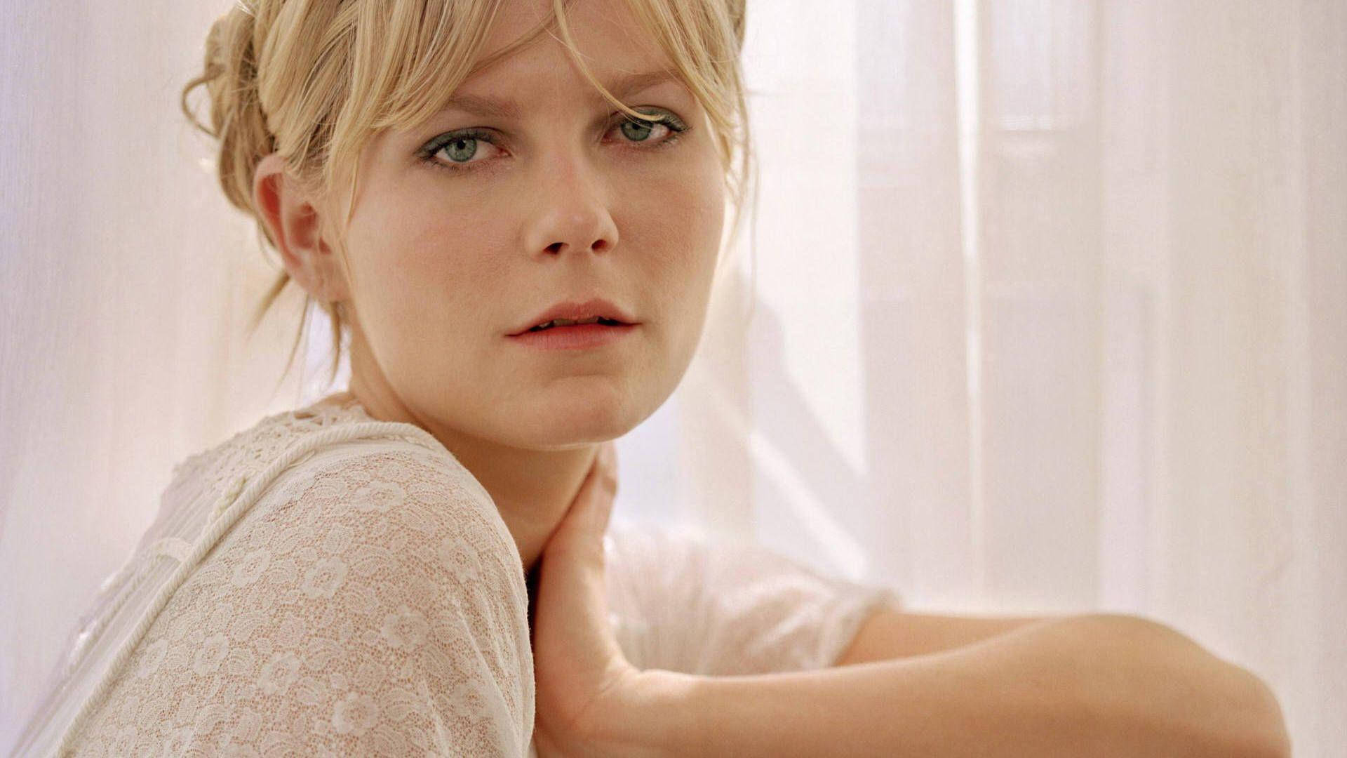 ethereal kirsten dunst actress hollywood
