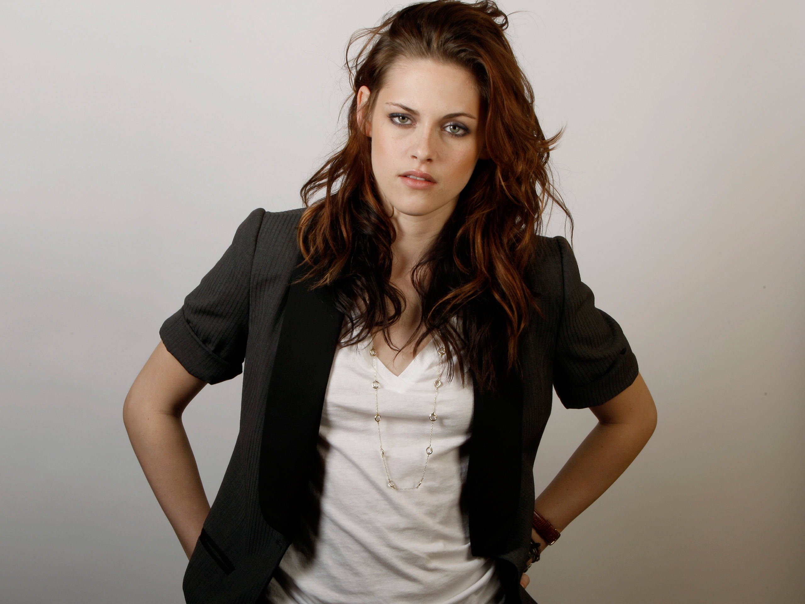 kristen stewart rugged look actress hollywood 2k