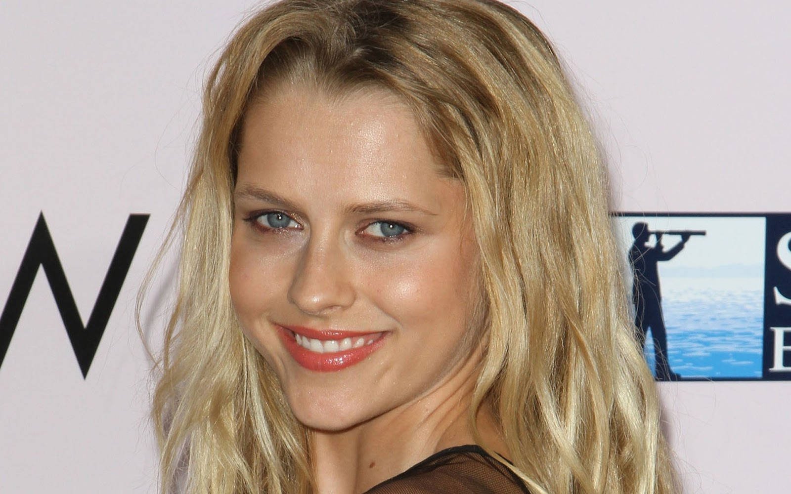 smiling teresa palmer headshot actress hollywood