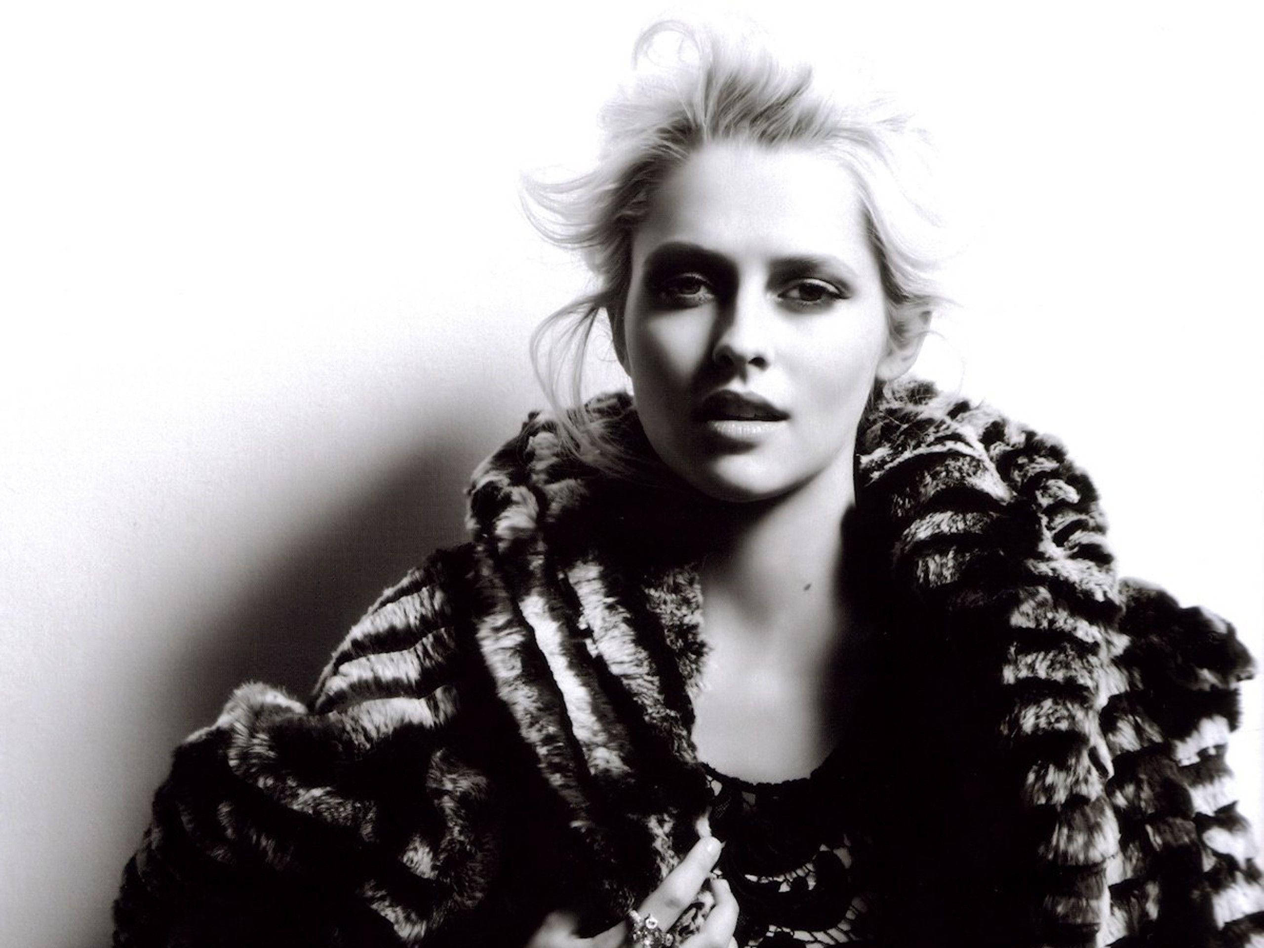 teresa palmer black and white actress hollywood 2k