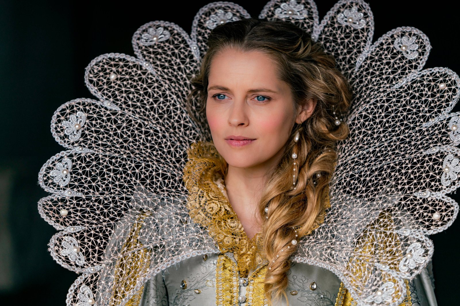teresa palmer on fancy dress actress hollywood 2k