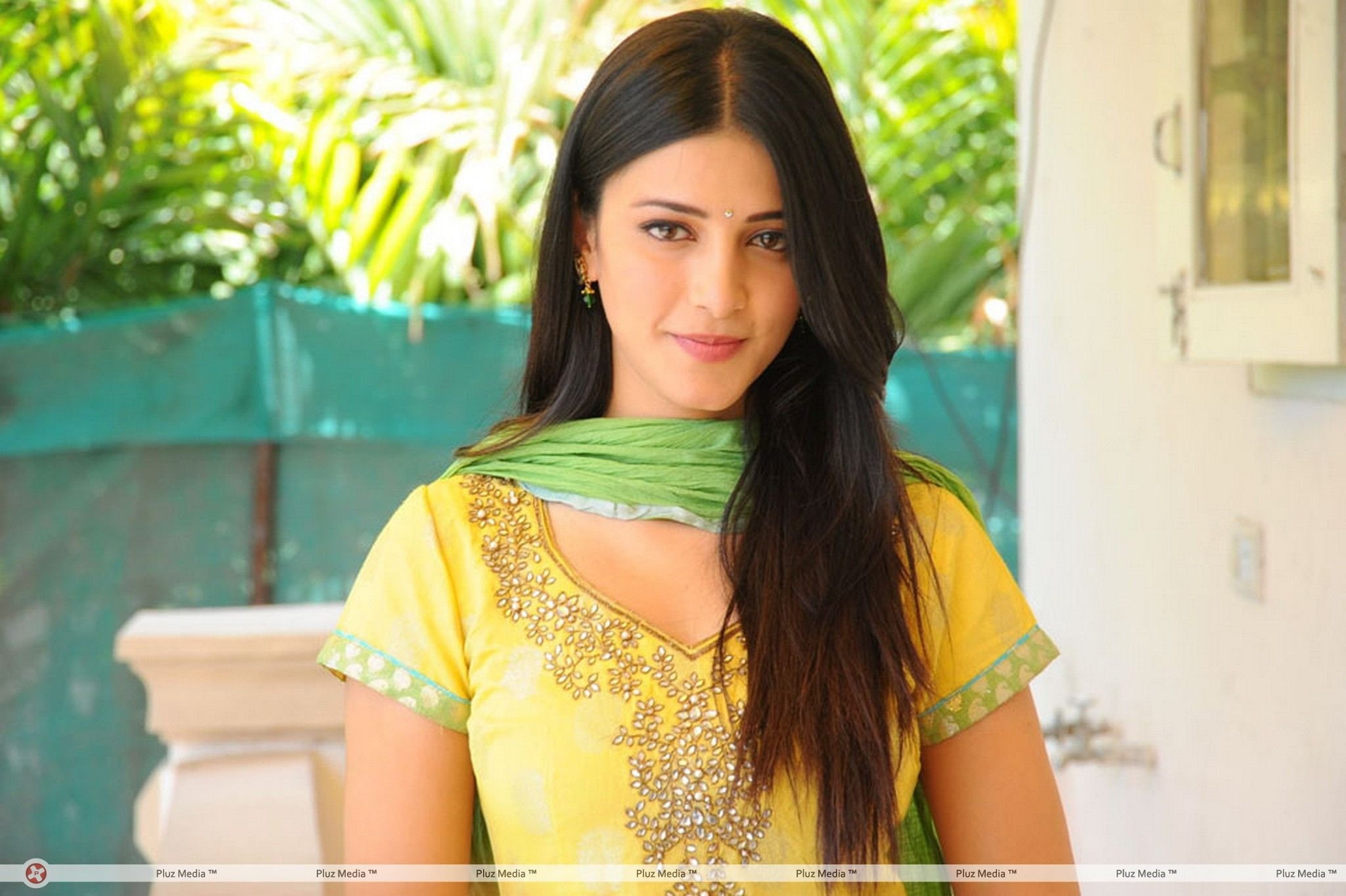 actress babe bollywood hassan indian model shruti singer 2k