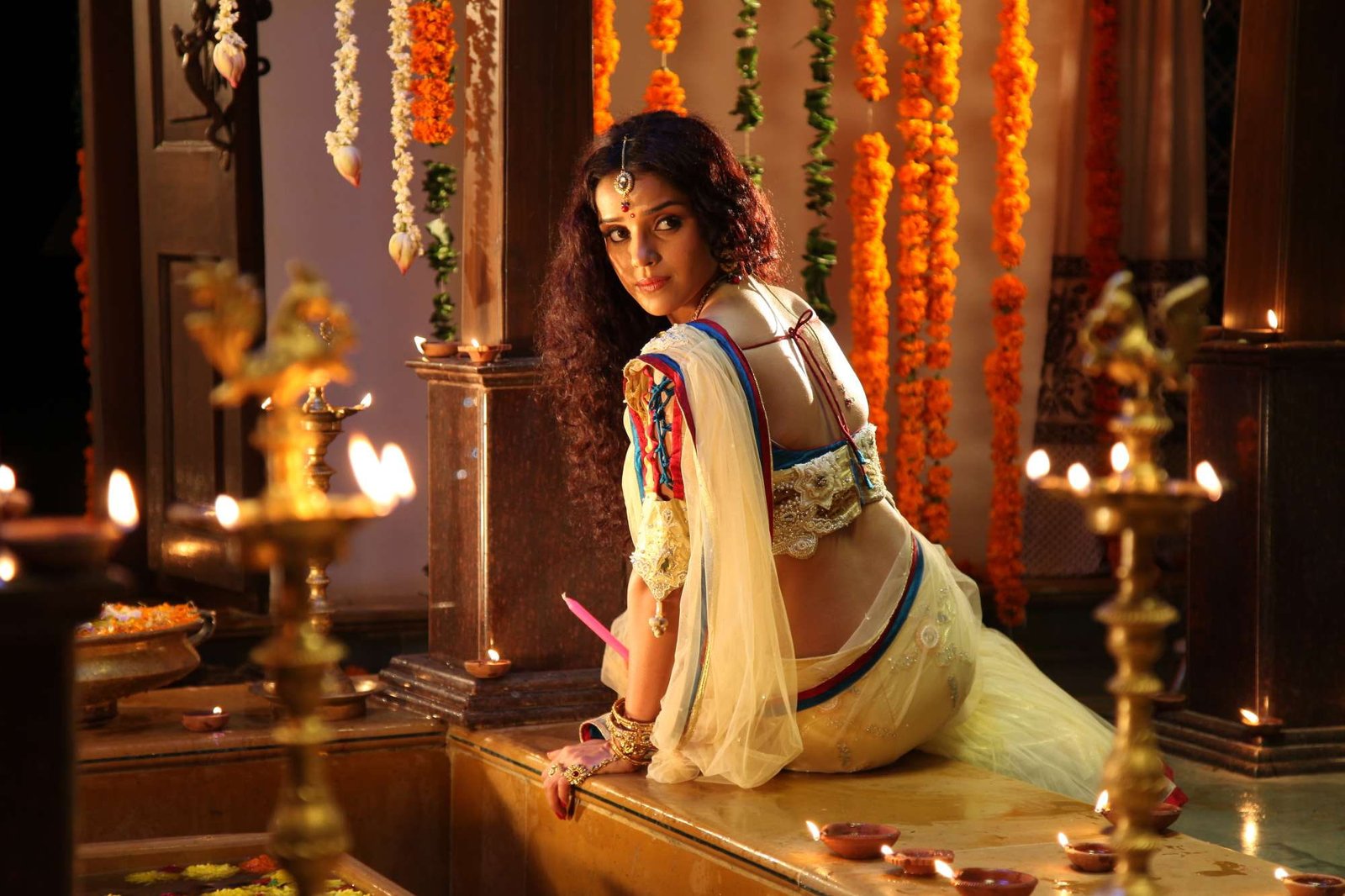 actress bajpai indian pia saree 2k