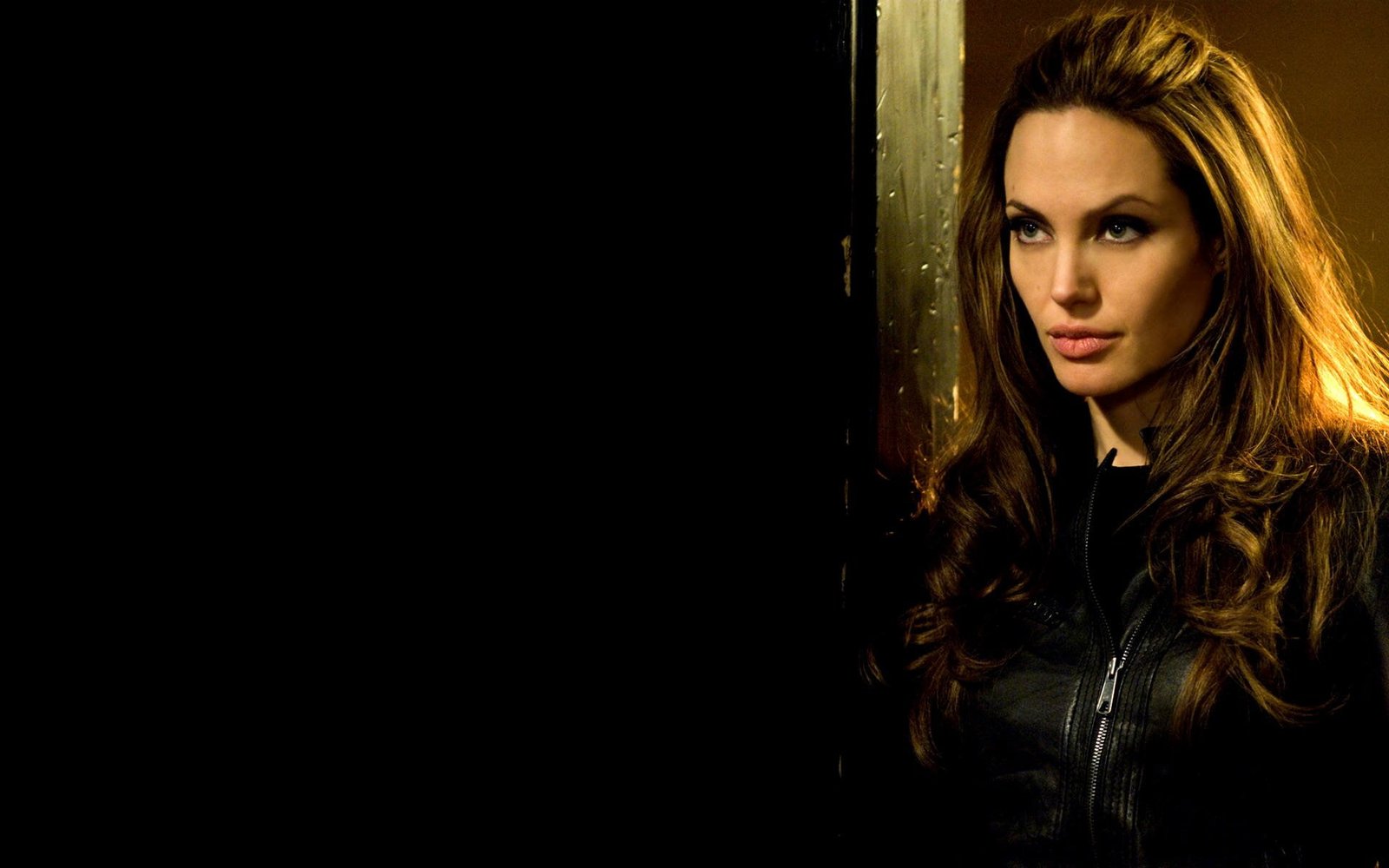 Actresses Angelina Jolie