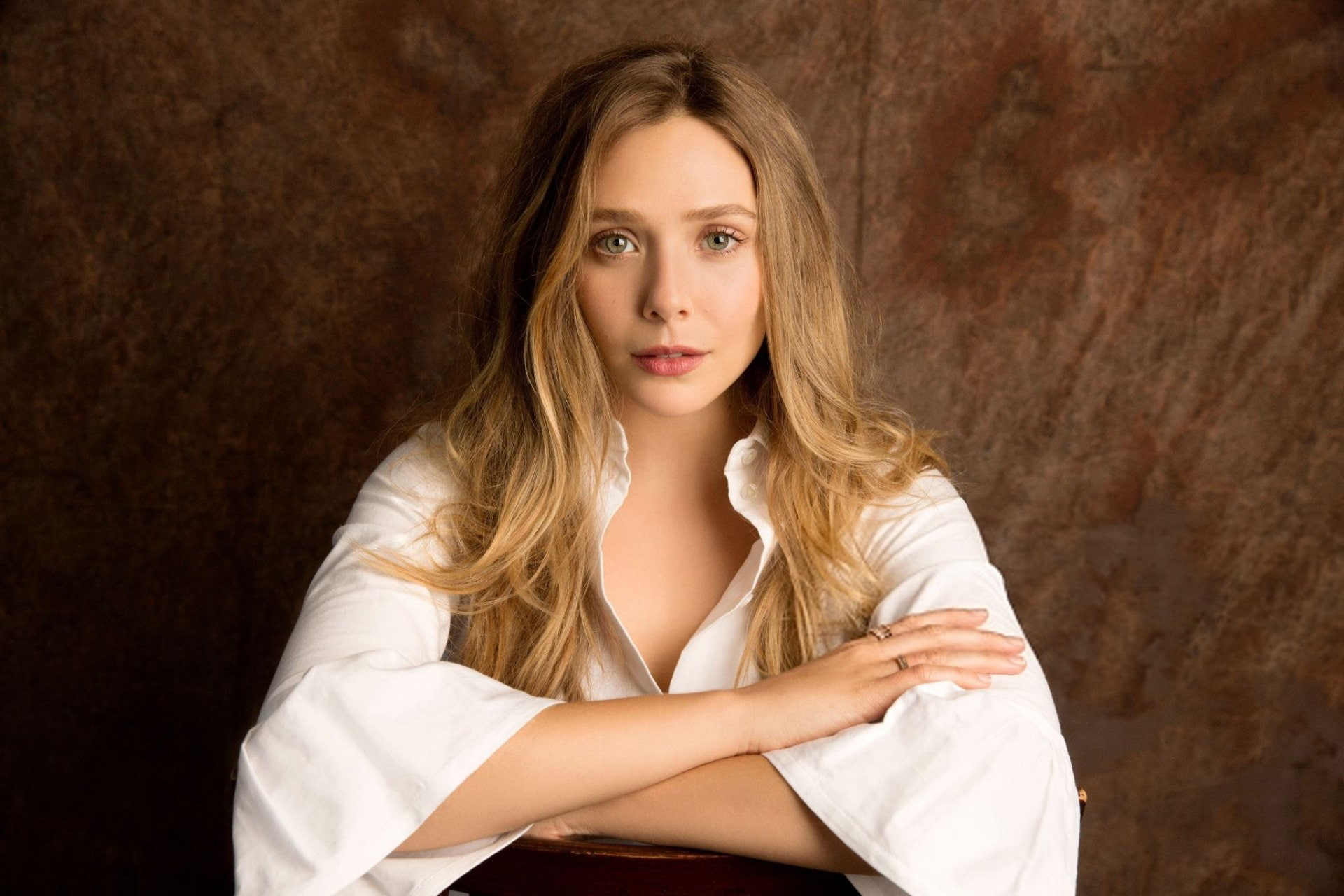 Actresses Elizabeth Olsen 85