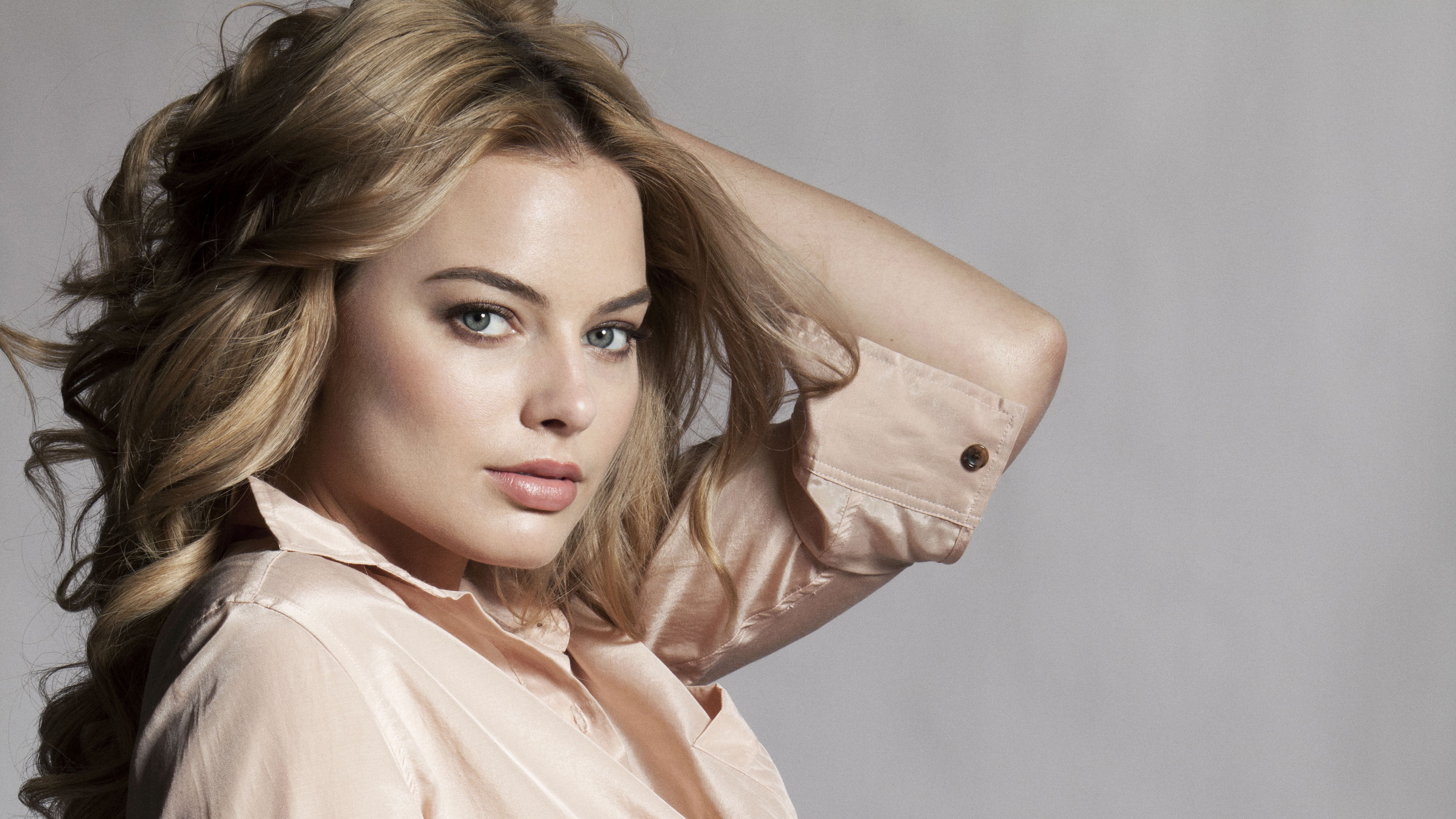 Actresses Margot Robbie Blonde 2k