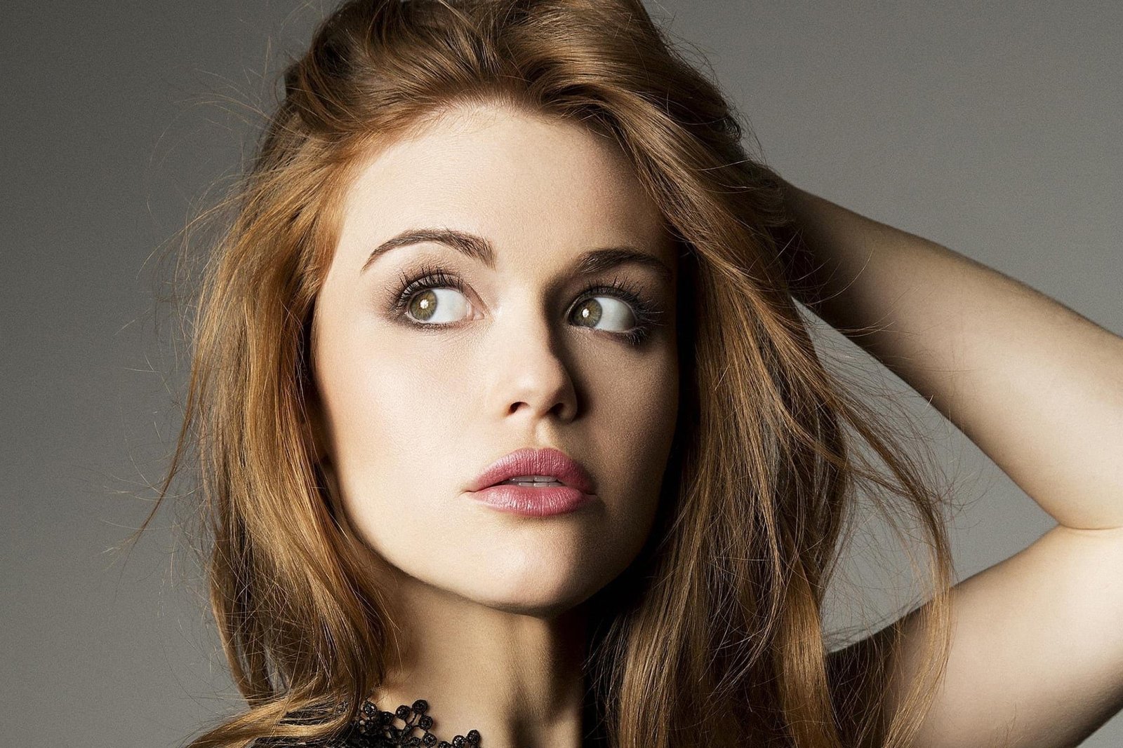 Actresses Holland Roden Face Green Eyes Redhead