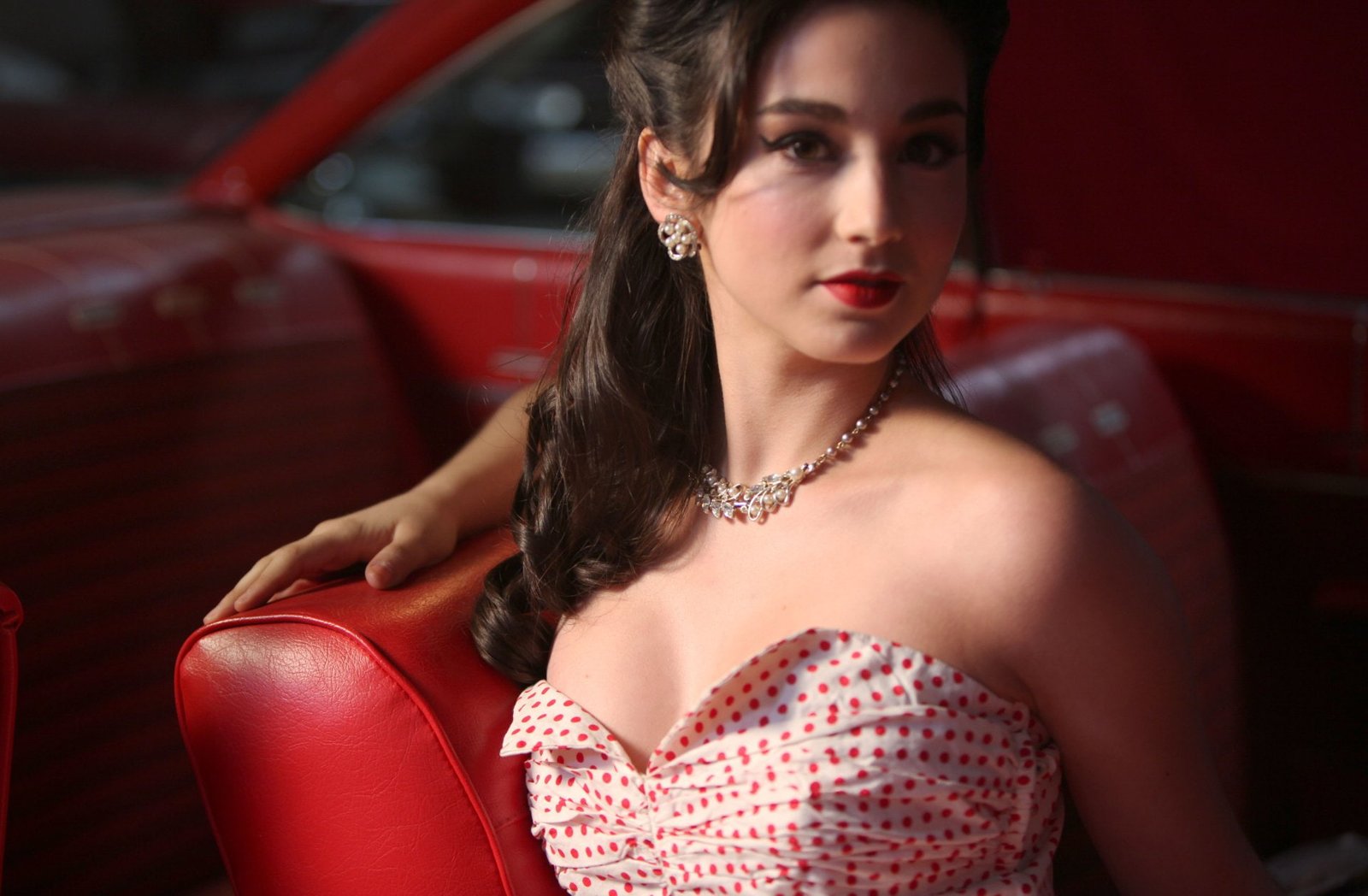 Actresses Molly Ephraim American Brown Eyes Brunette Lipstick