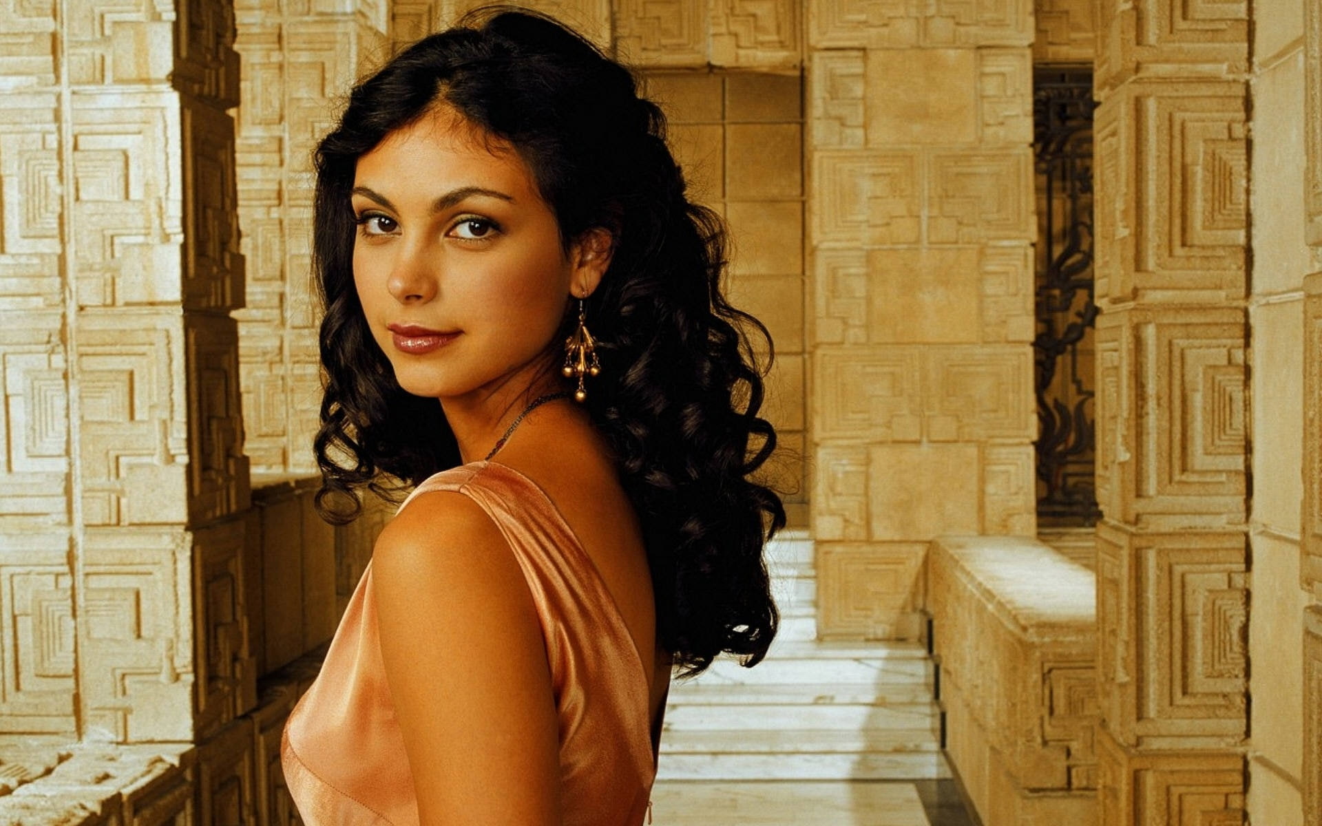 Actresses Morena Baccarin
