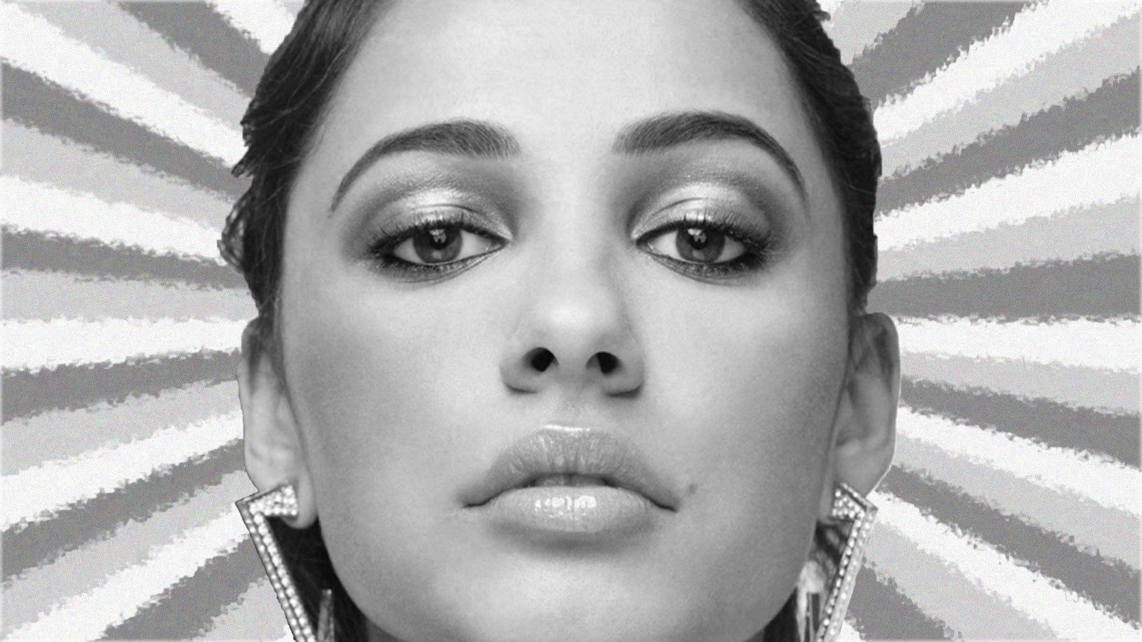 Actresses Naomi Scott