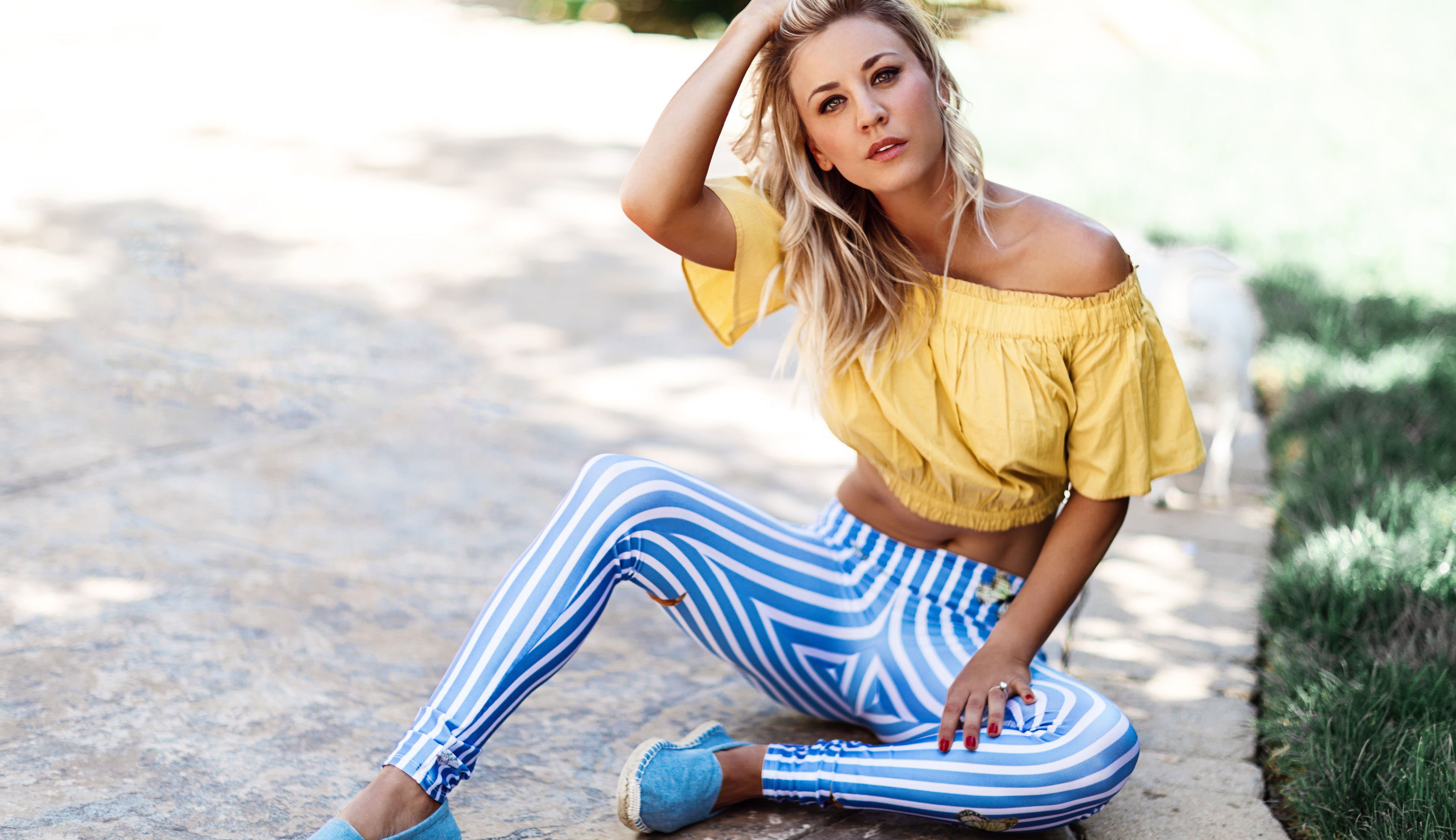 Actresses Kaley Cuoco Blonde 98 2k