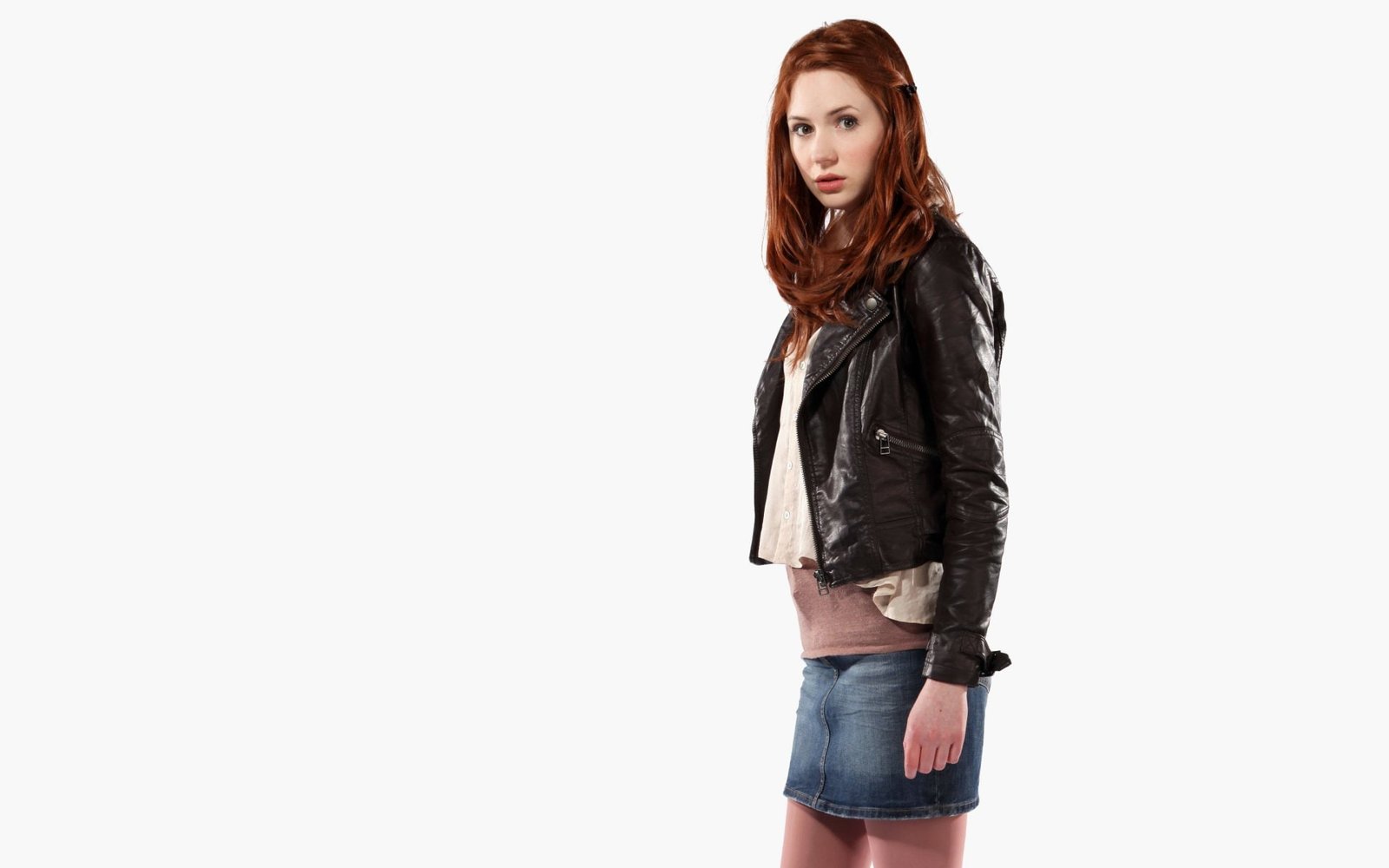 Actresses Karen Gillan Scottish