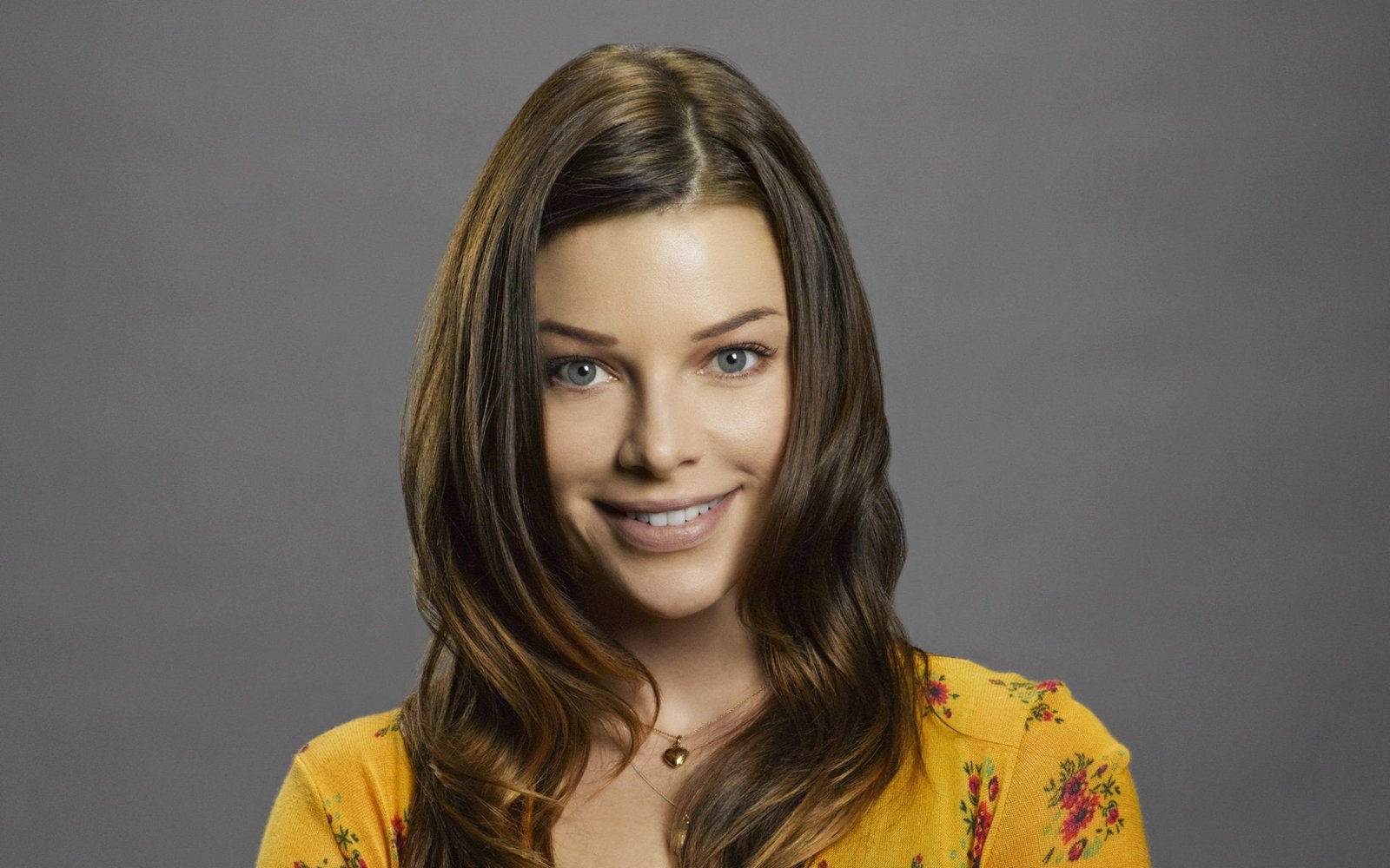 Actresses Lauren German Brunette