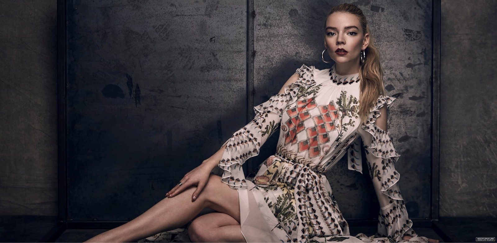 Anya Taylor Joy women actress blonde long hair hoop earrings