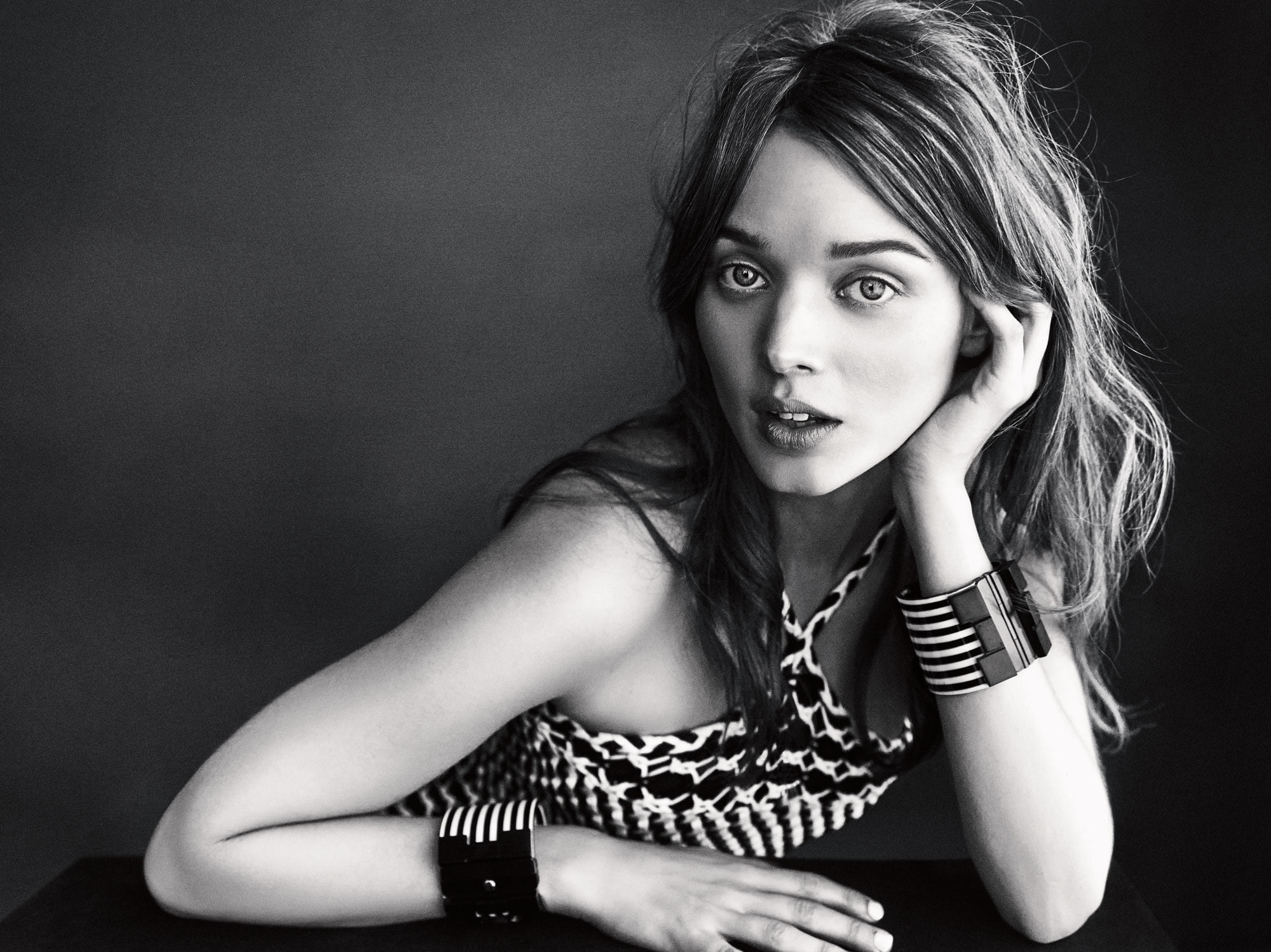 Bella Heathcote actress women 2k