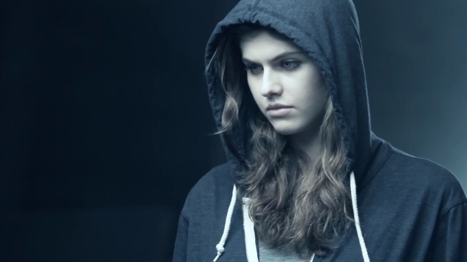 Alexandra Daddario Actresses portrait headshot one person