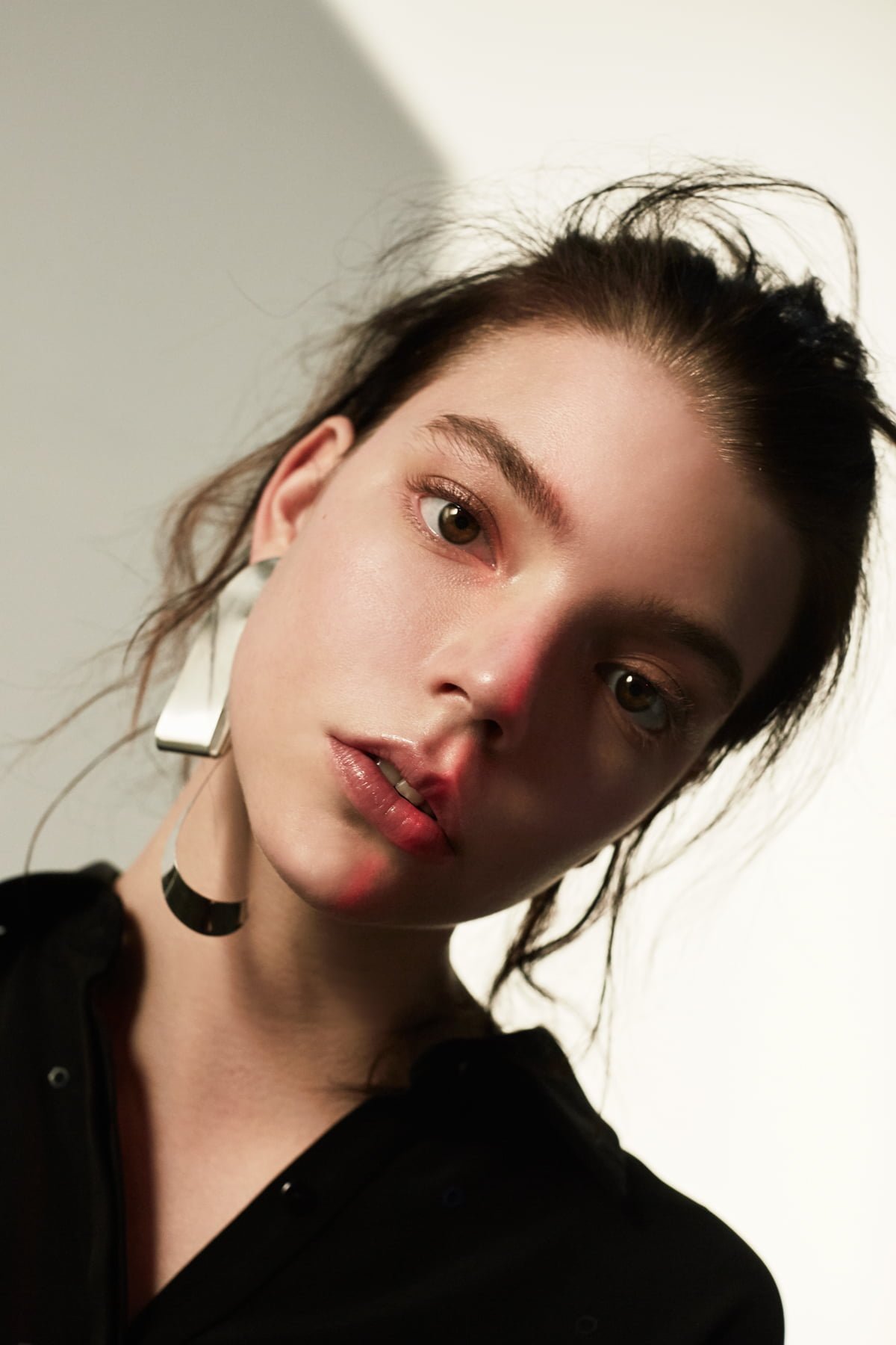 Anya Taylor Joy actress women simple background brunette