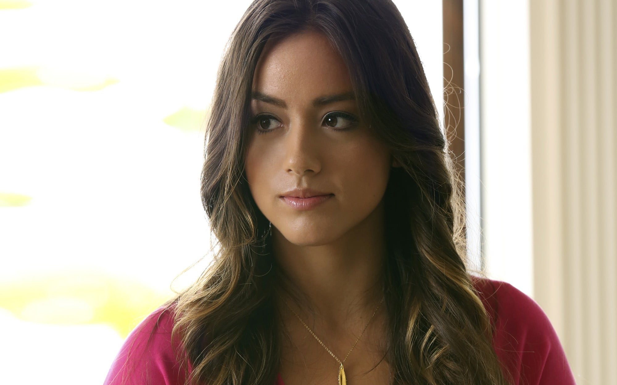 Chloe Bennet actress celebrity women brunette looking away 2k