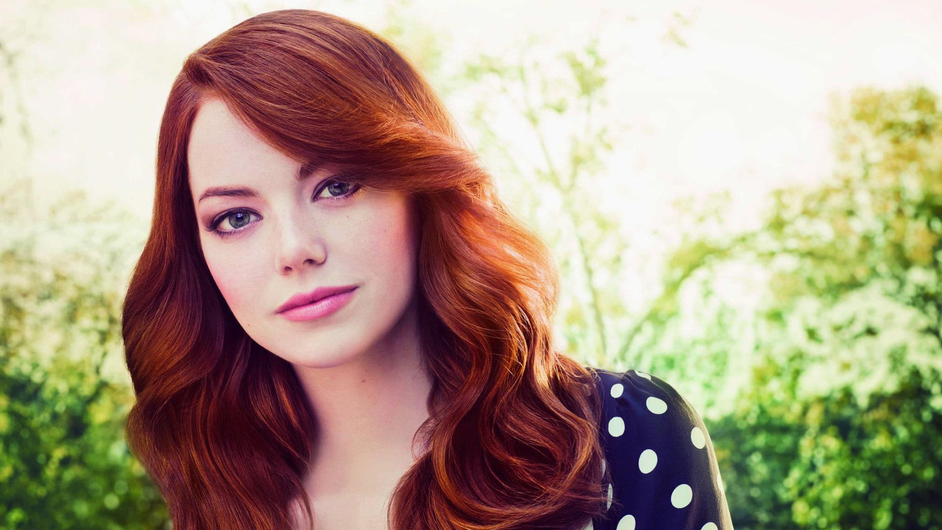Emma Stone redhead women actress makeup curly hair long