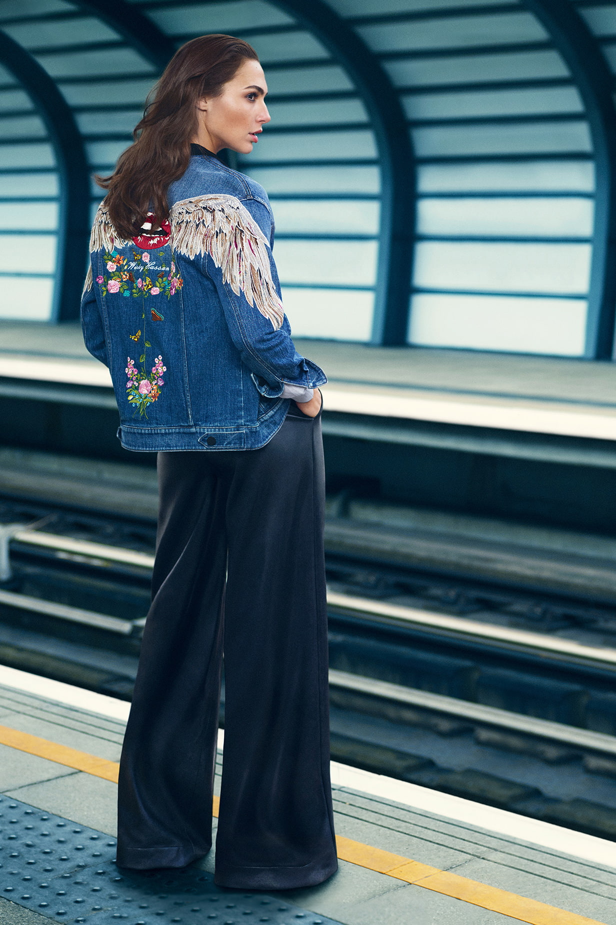 Gal Gadot actress model