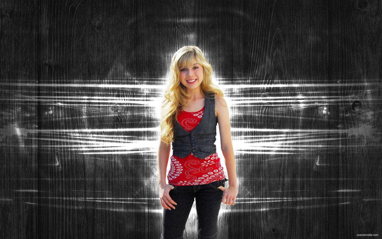 Jennette McCurdy actress blonde smiling women