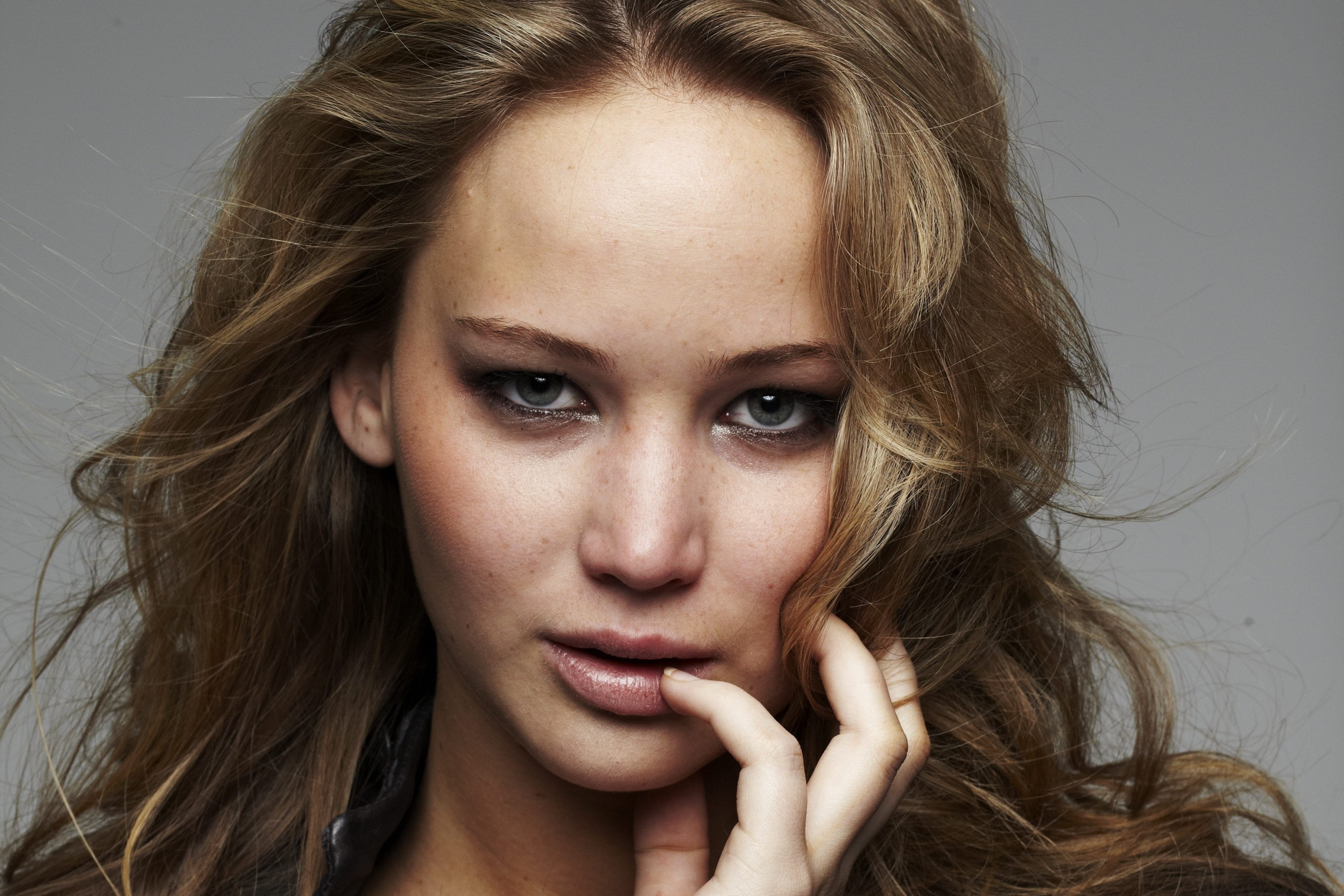 Jennifer Lawrence HD girl babe actress face eyes Lips 2k