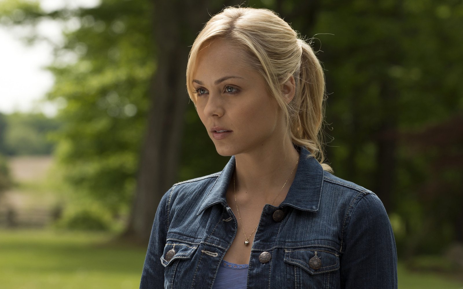 Laura Vandervoort actress blonde celebrity women jeans jacket 2k