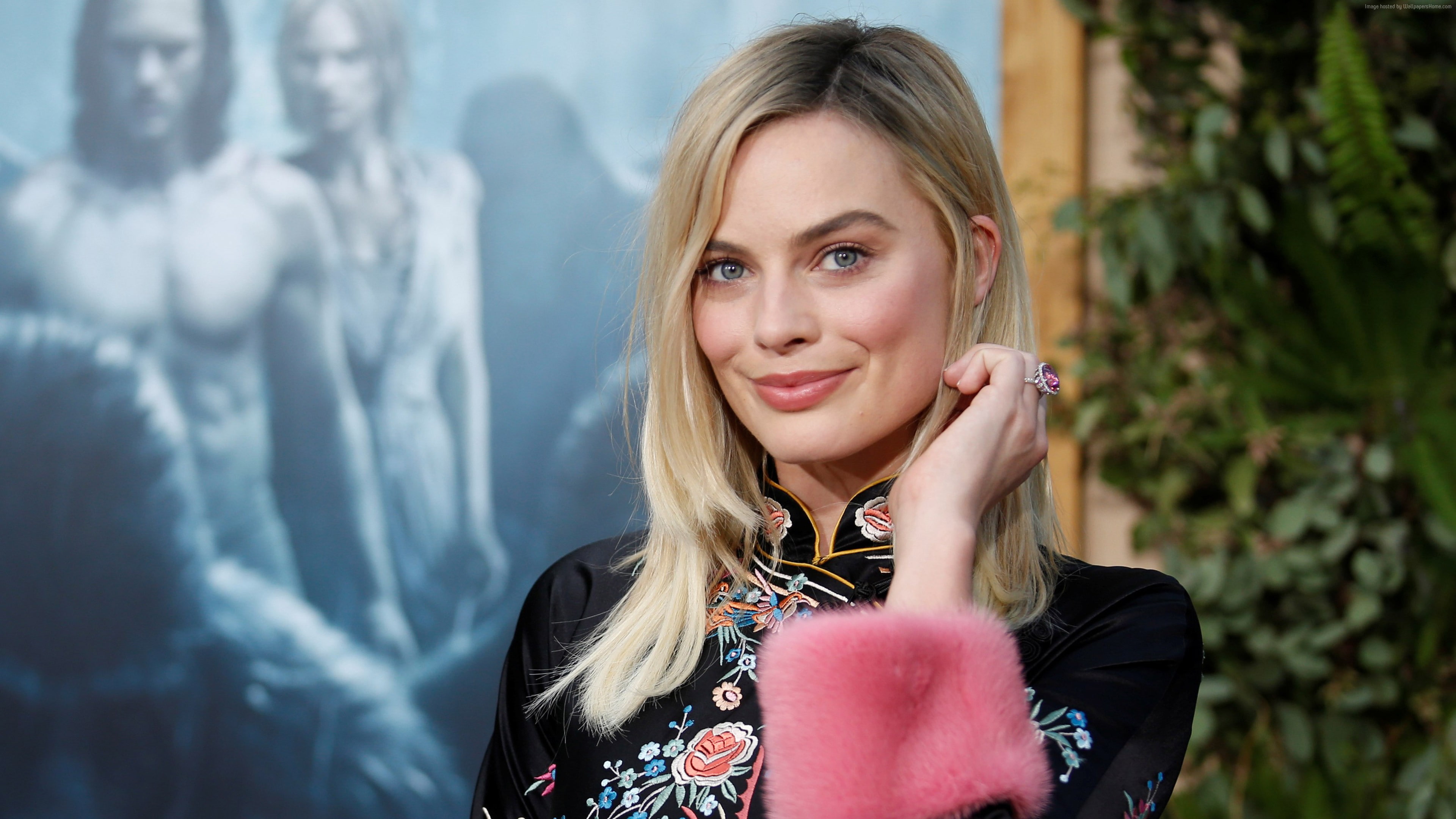 Most popular celebs Margot Robbie actress 2k
