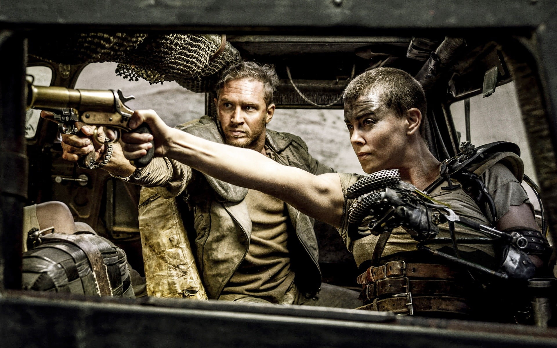 Mad Max Tom Hardy wallpaper Fury Road Charlize Theron