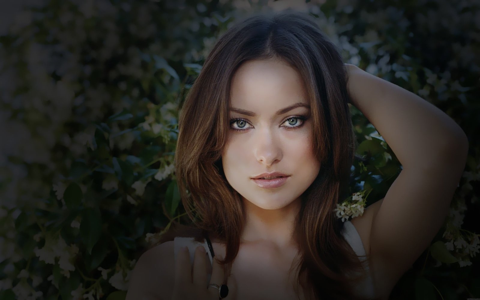 Olivia Wilde hands on head vignette actress women arms up