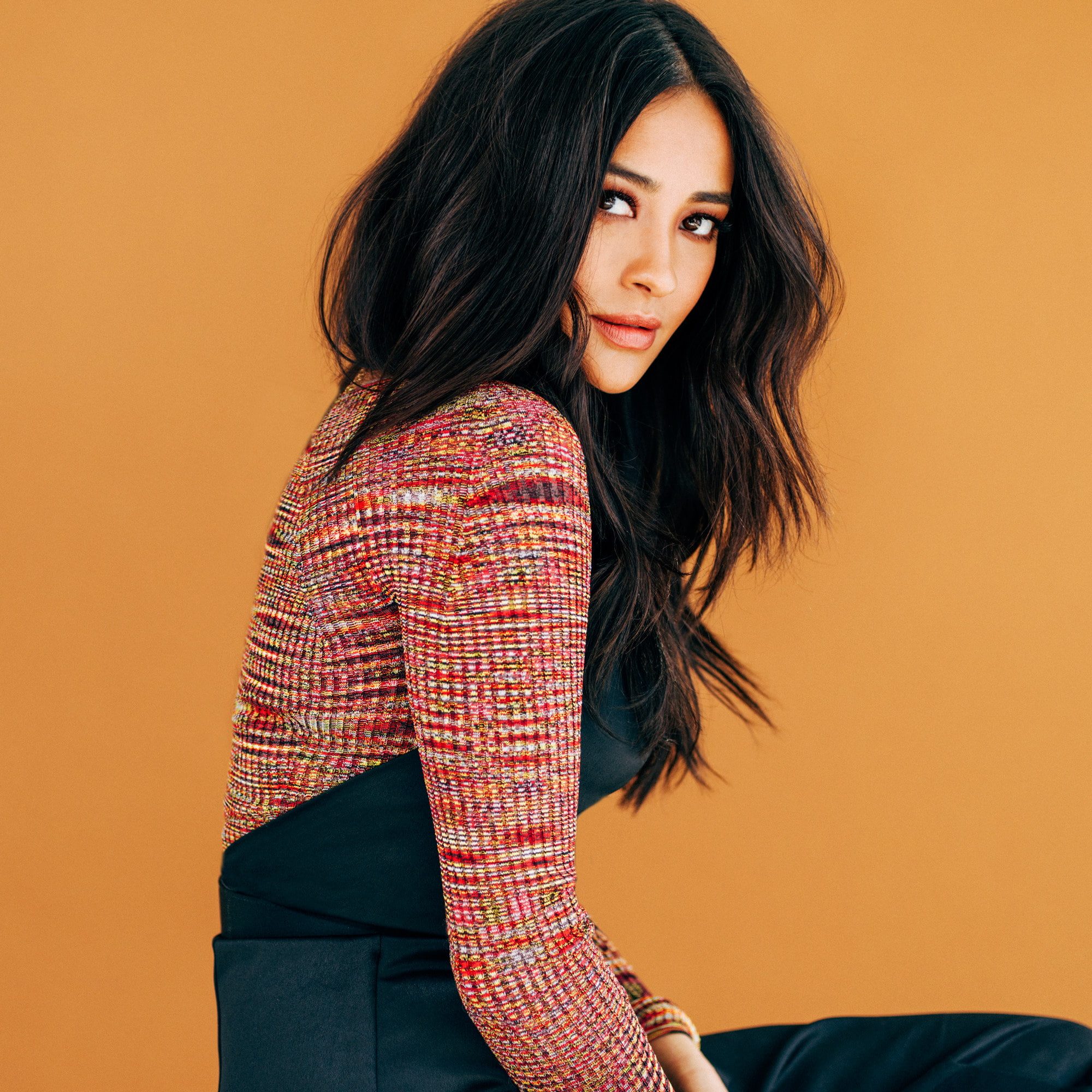 Shay Mitchell actress women brunette long hair looking at viewer 2k