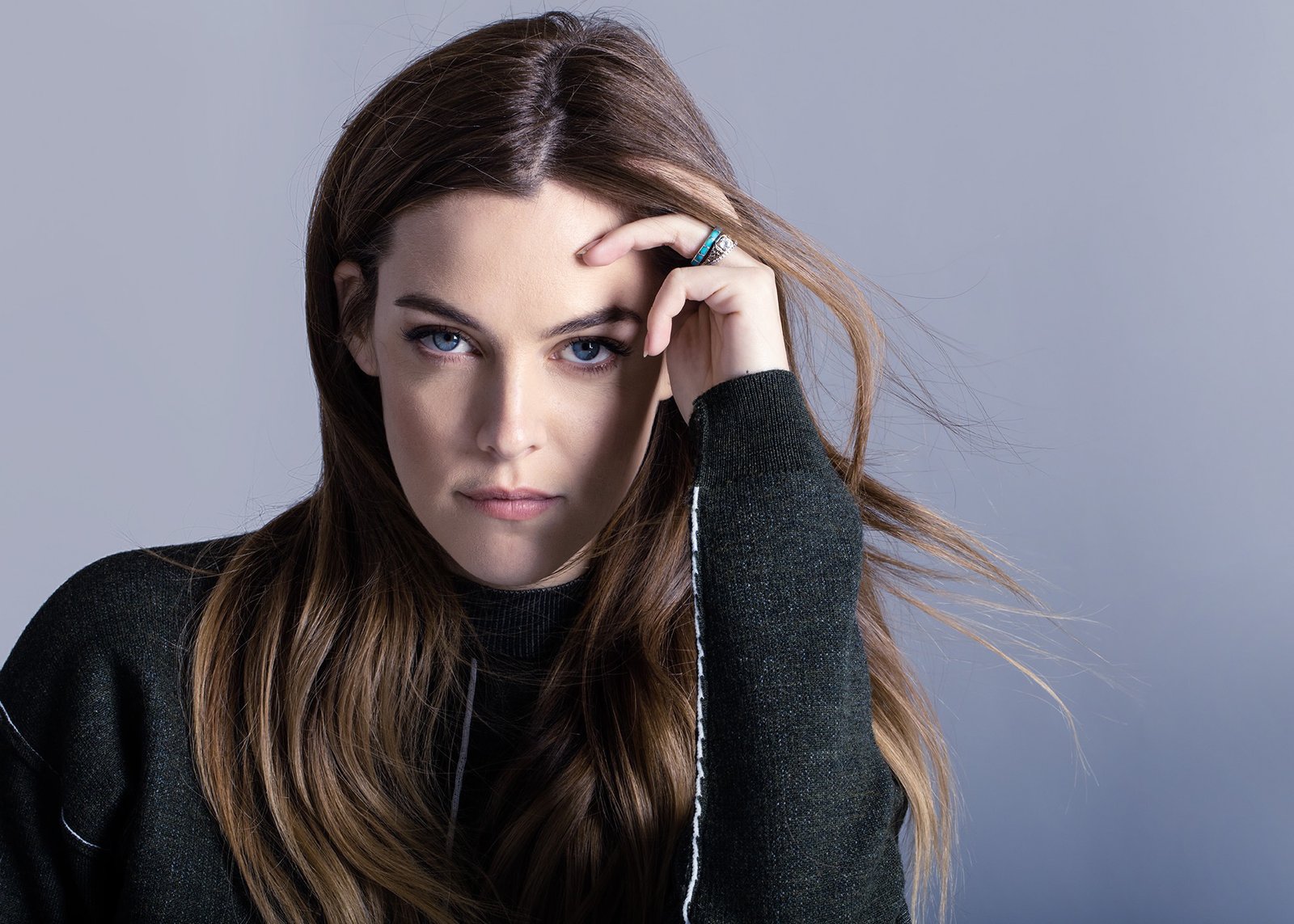 Riley Keough actress blue eyes brunette long hair looking at viewer