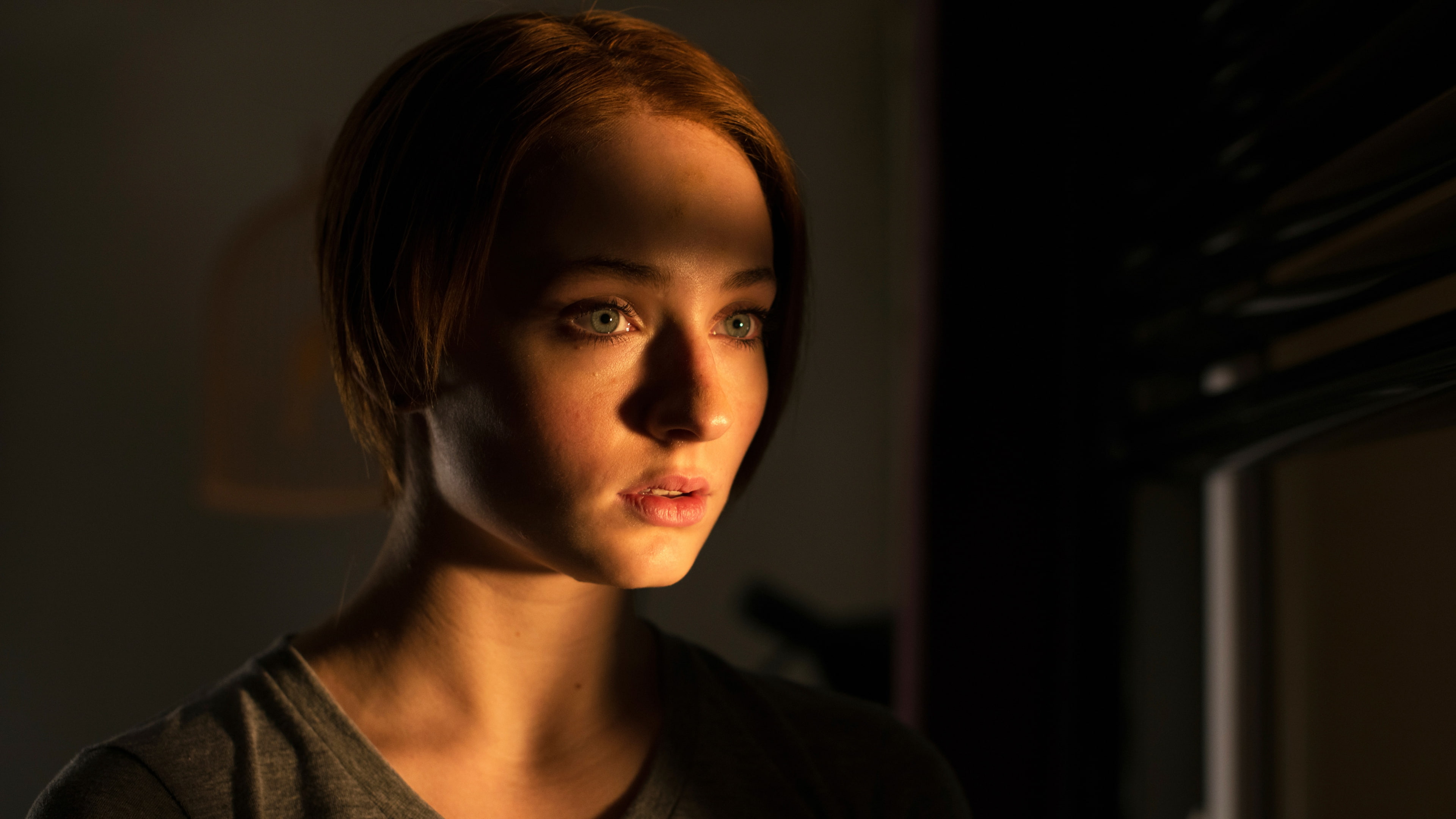 Sophie Turner Actress Woman Face 2k