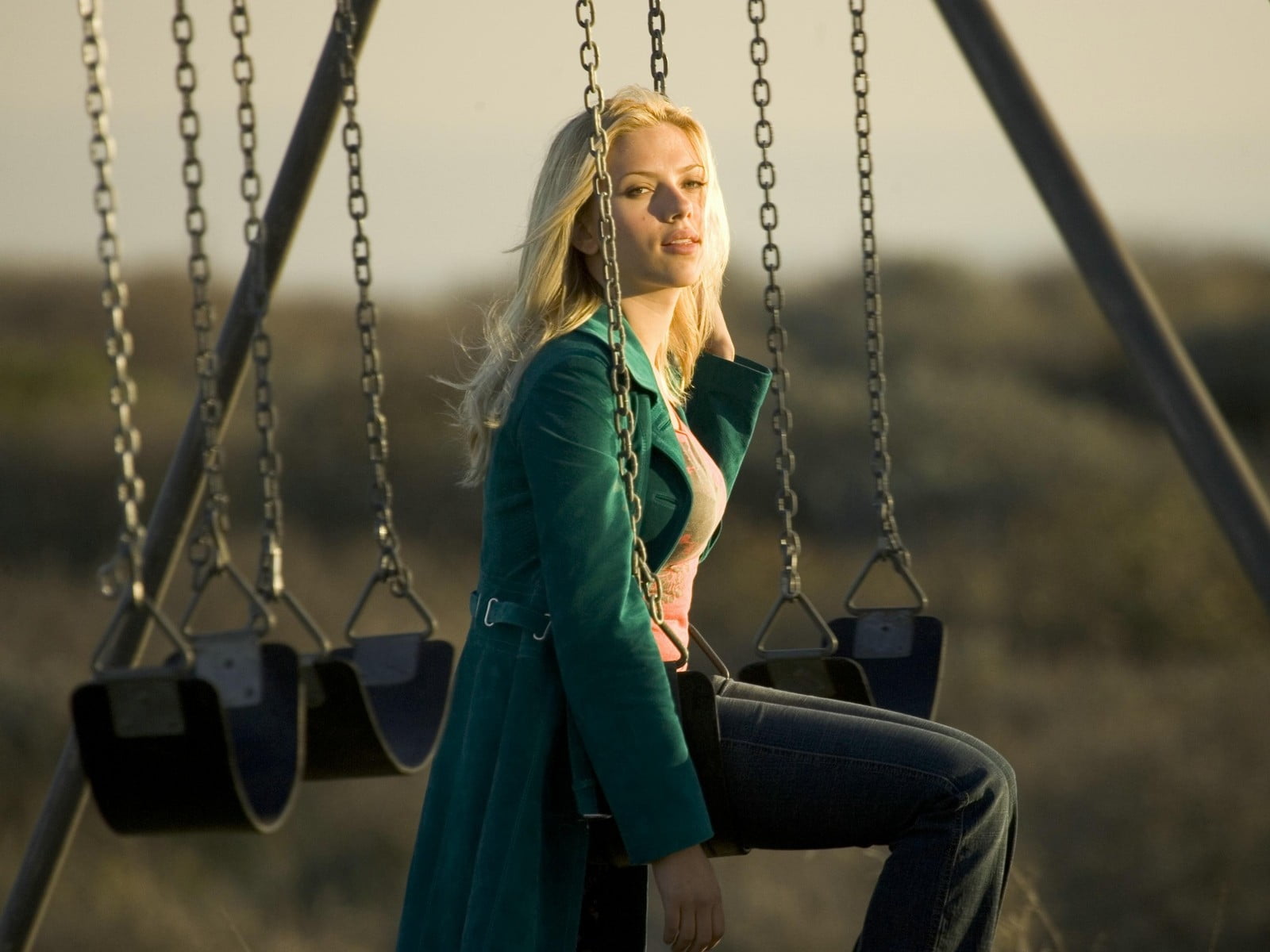 Scarlett Johansson swings The Island film stills movies