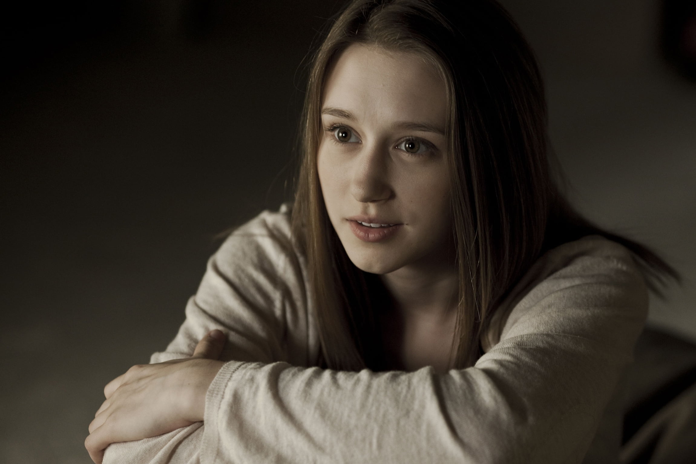 Taissa Farmiga women actress brunette long hair film stills 2k