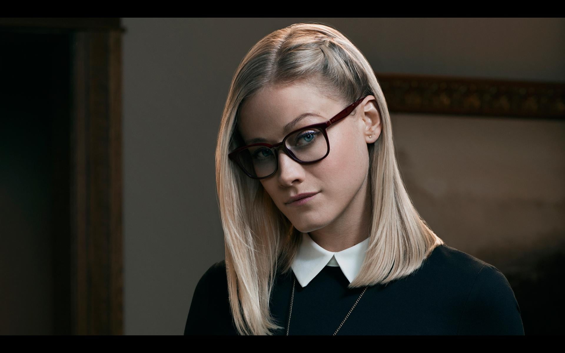 The Magicians alice Olivia Taylor Dudley glasses
