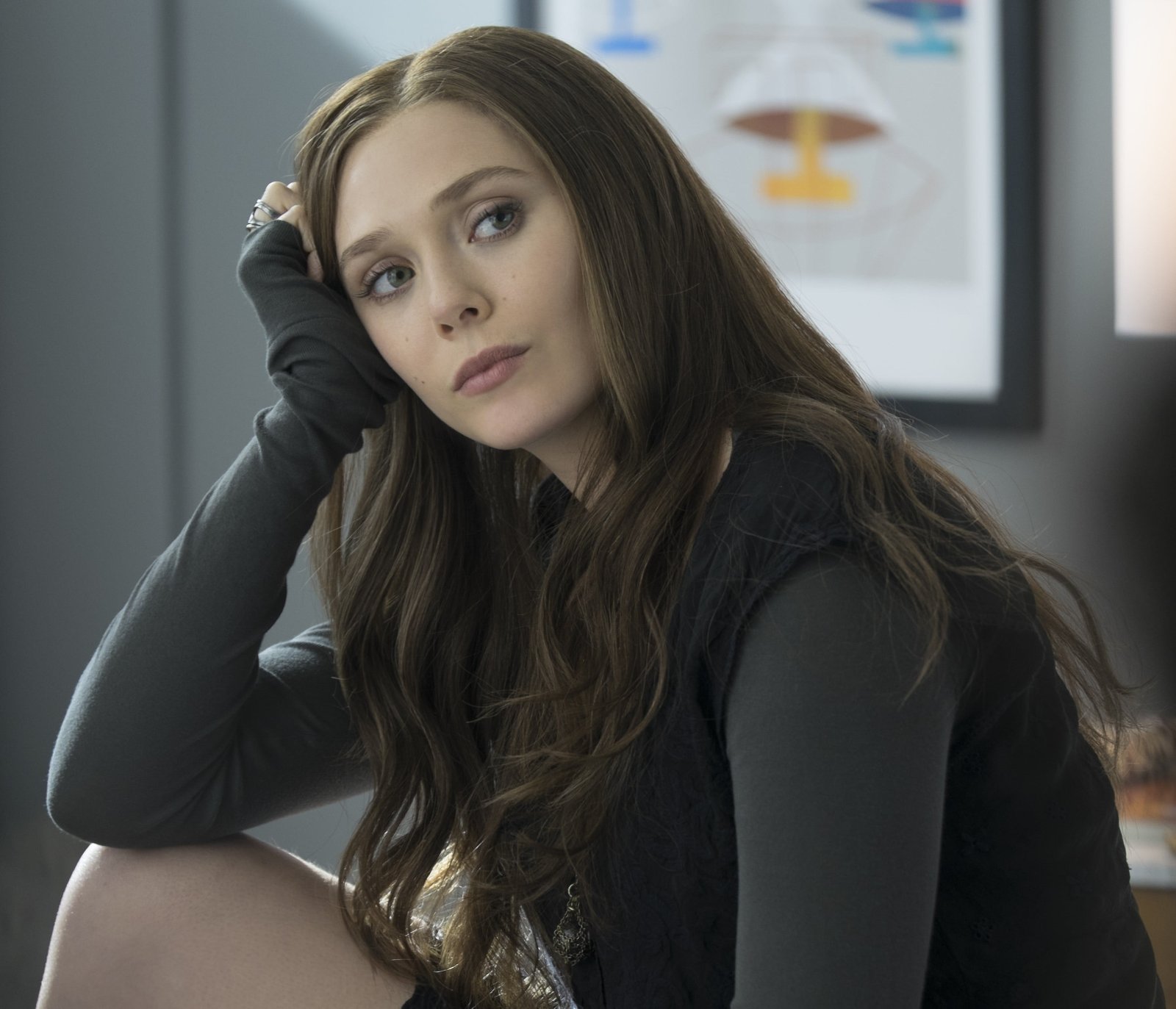 women actress brunette Elizabeth Olsen hands on head Captain America Civil War 2k