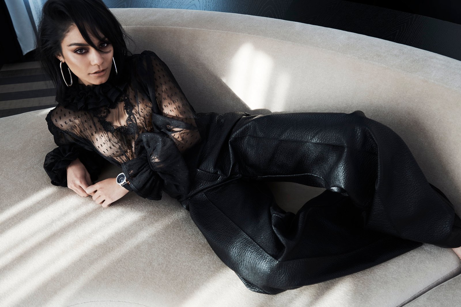 Vanessa Hudgens women actress brunette dark hair shoulder length 37 2k