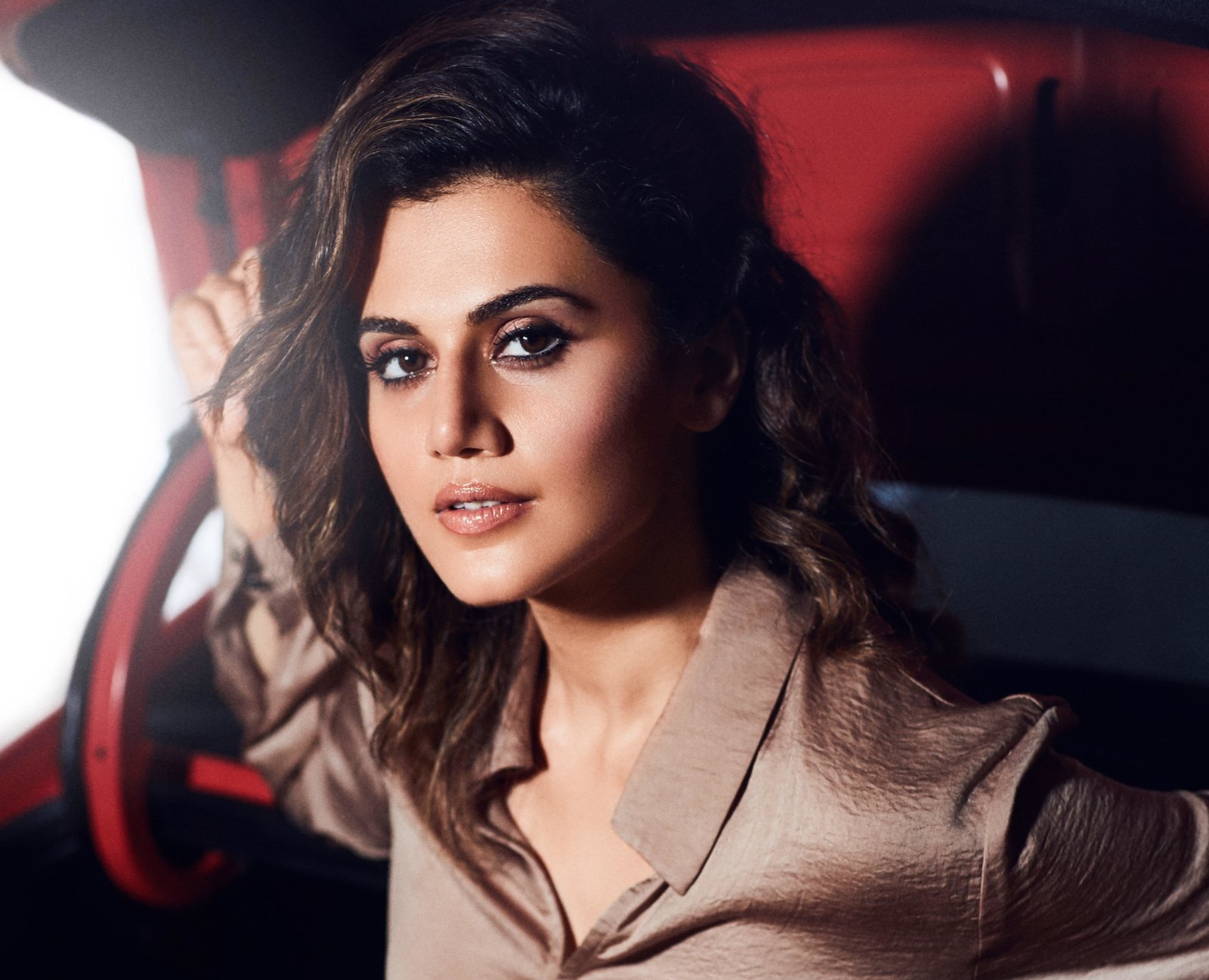 women's brown collared top Taapsee Pannu Actress 2k