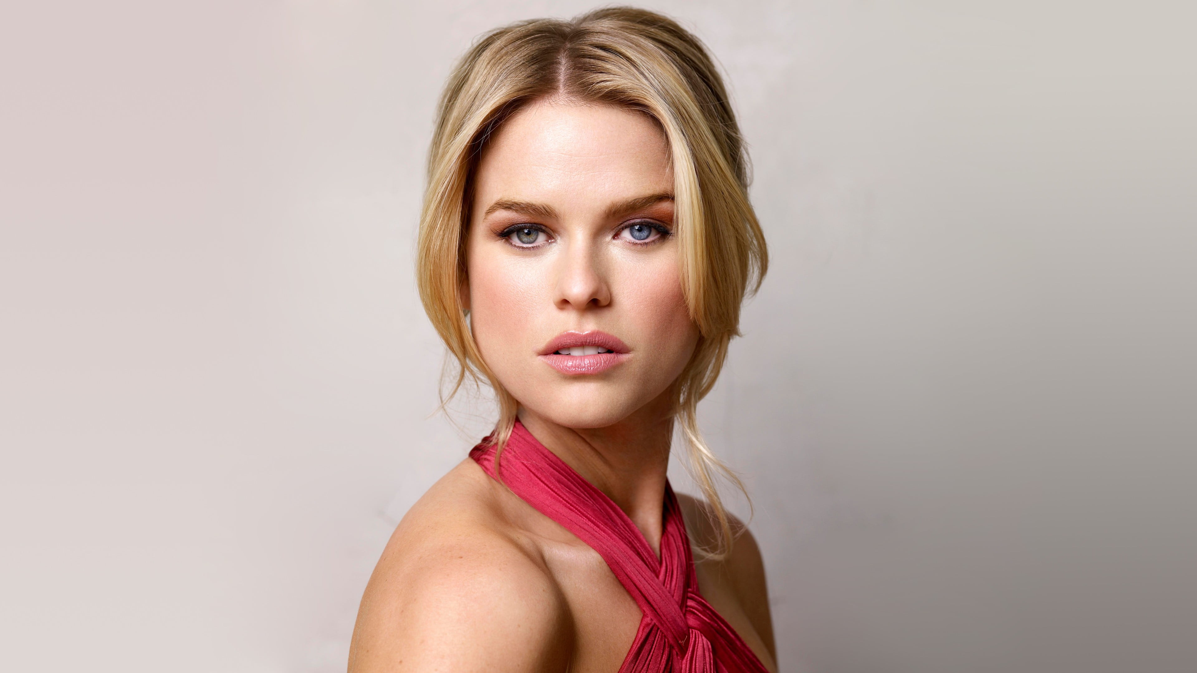 women's pink halter top Alice Eve blonde actress simple background 2k