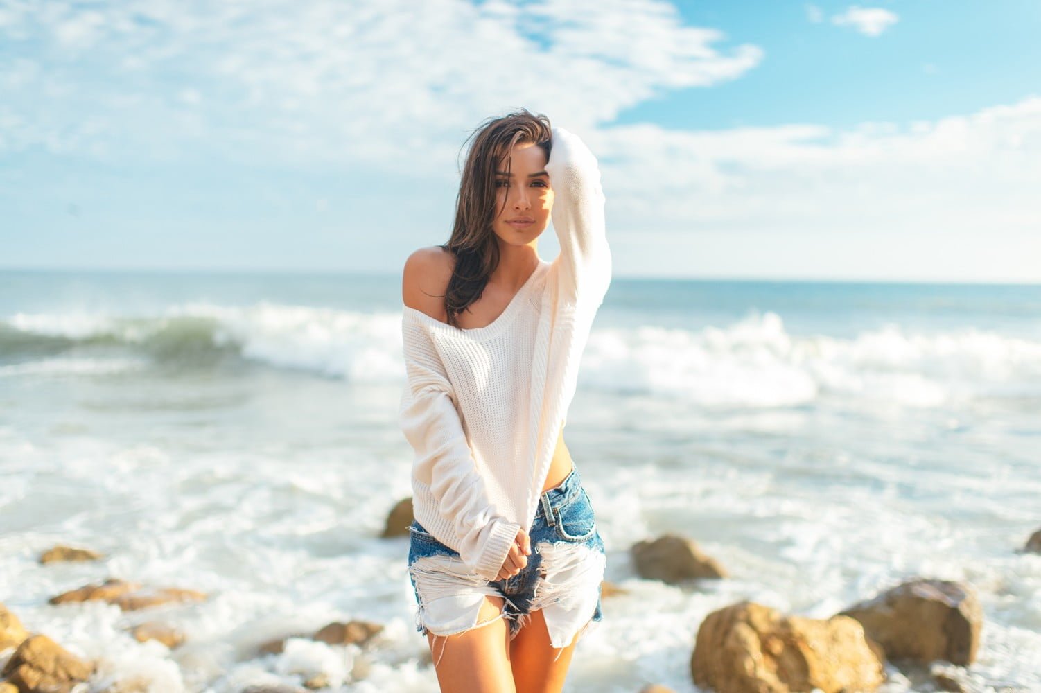 women's white long sleeved shirt brunette women outdoors beach 2k
