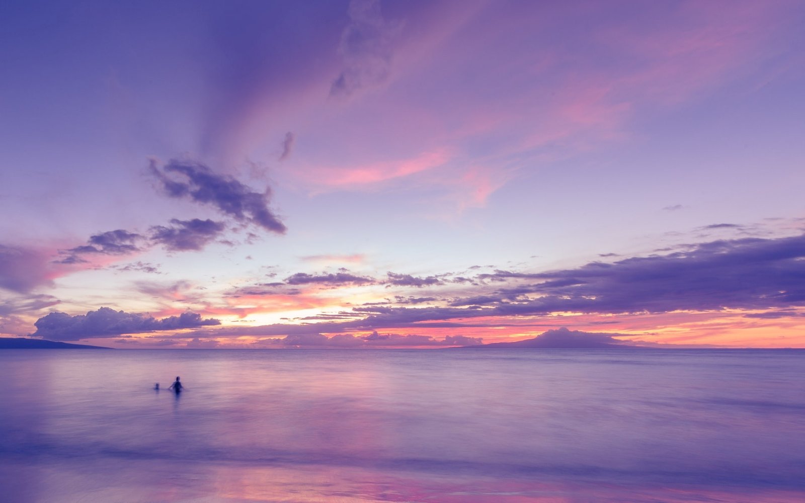 body of water sea purple the sky clouds nature background 2k