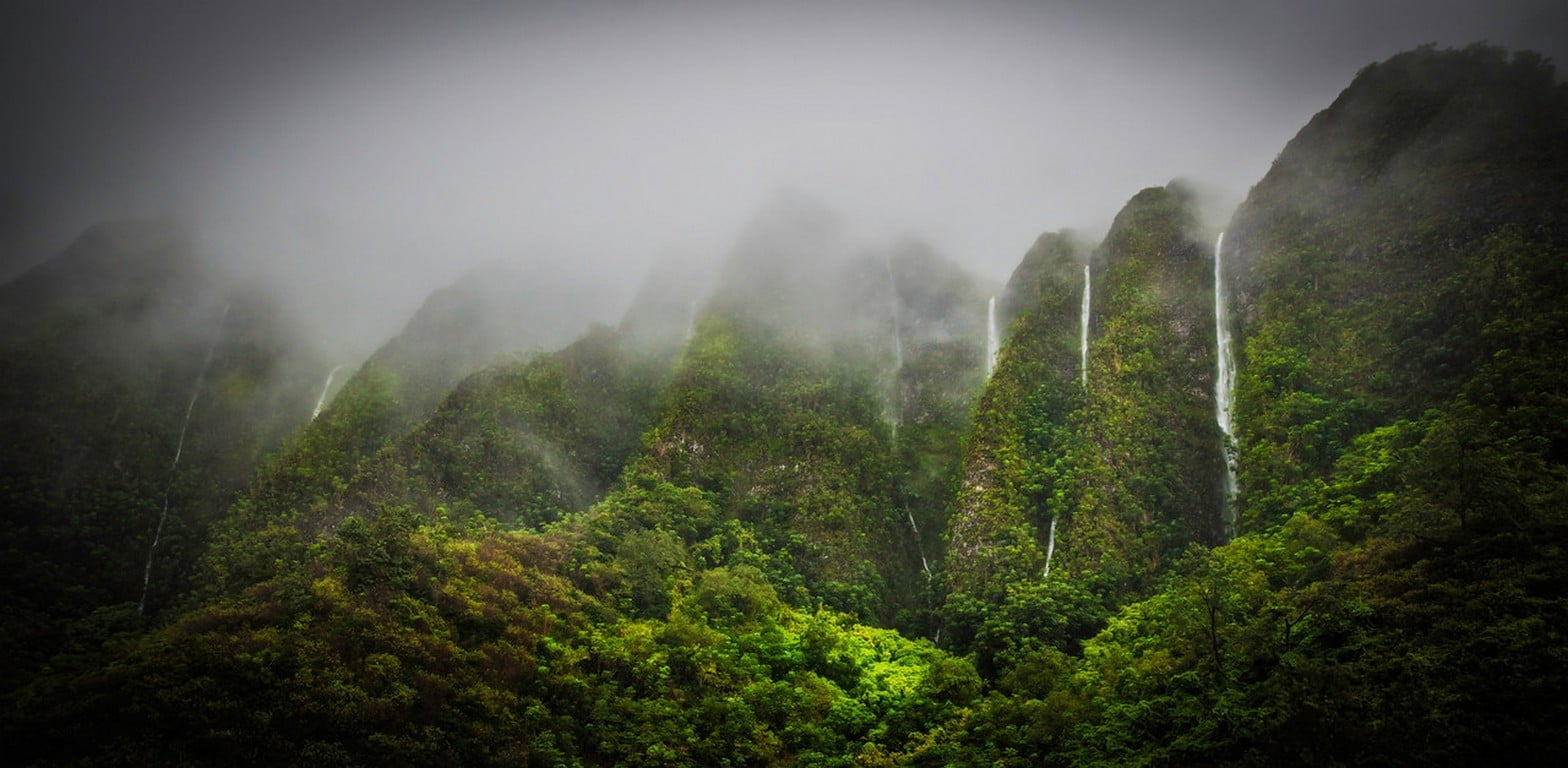 green mountains nature landscape oahu Hawaii tropical forest 2k