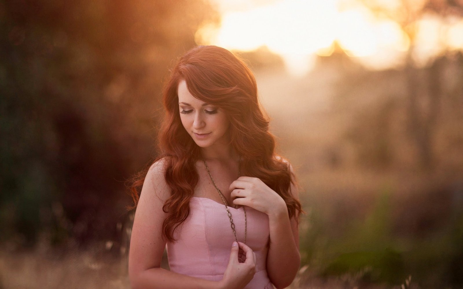 Cute girl nature sunshine 2k