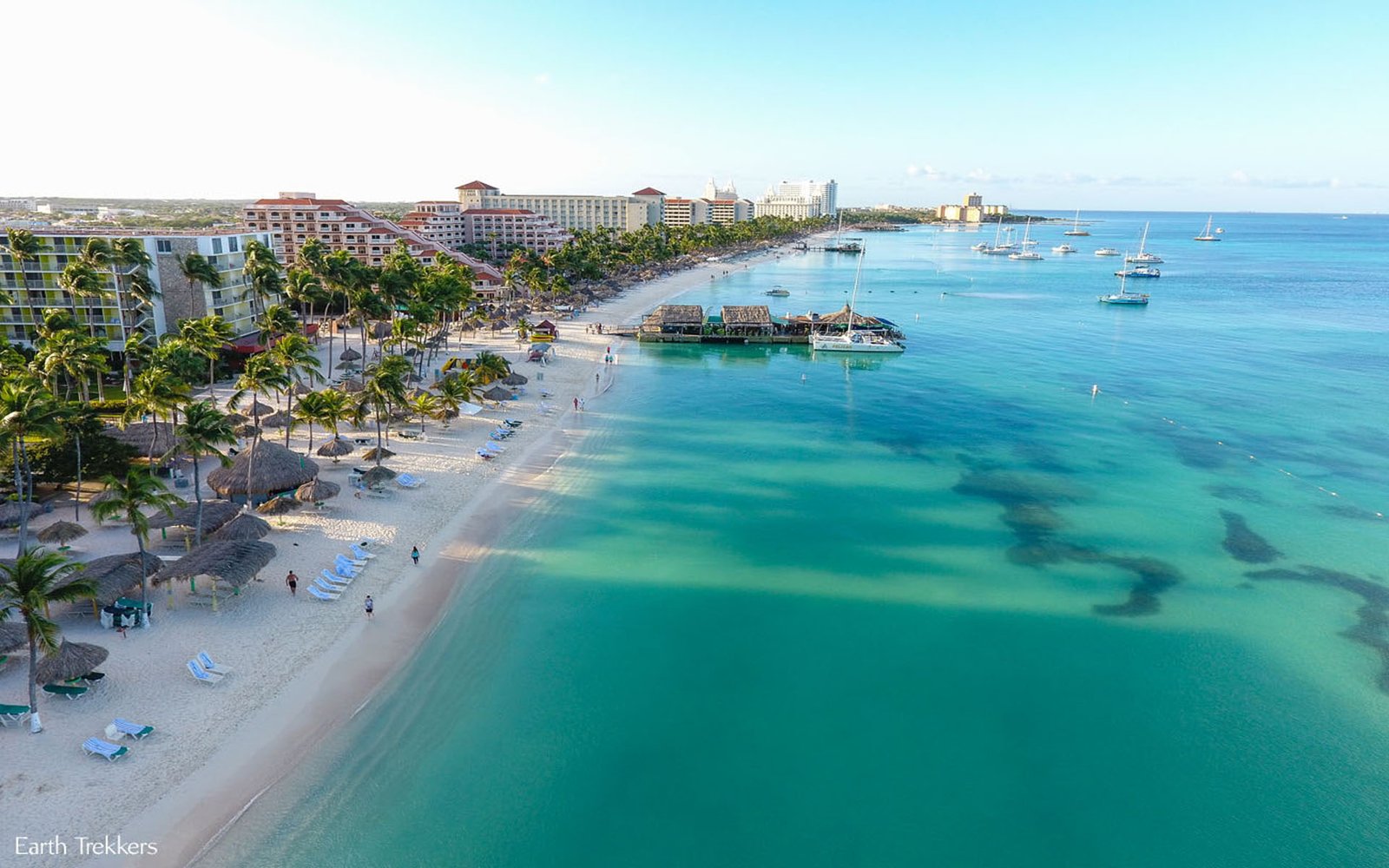 Arashi Beach Auf Aruba Tourist Attractions Near Palm View From The Air Wallpaper Hd 2k