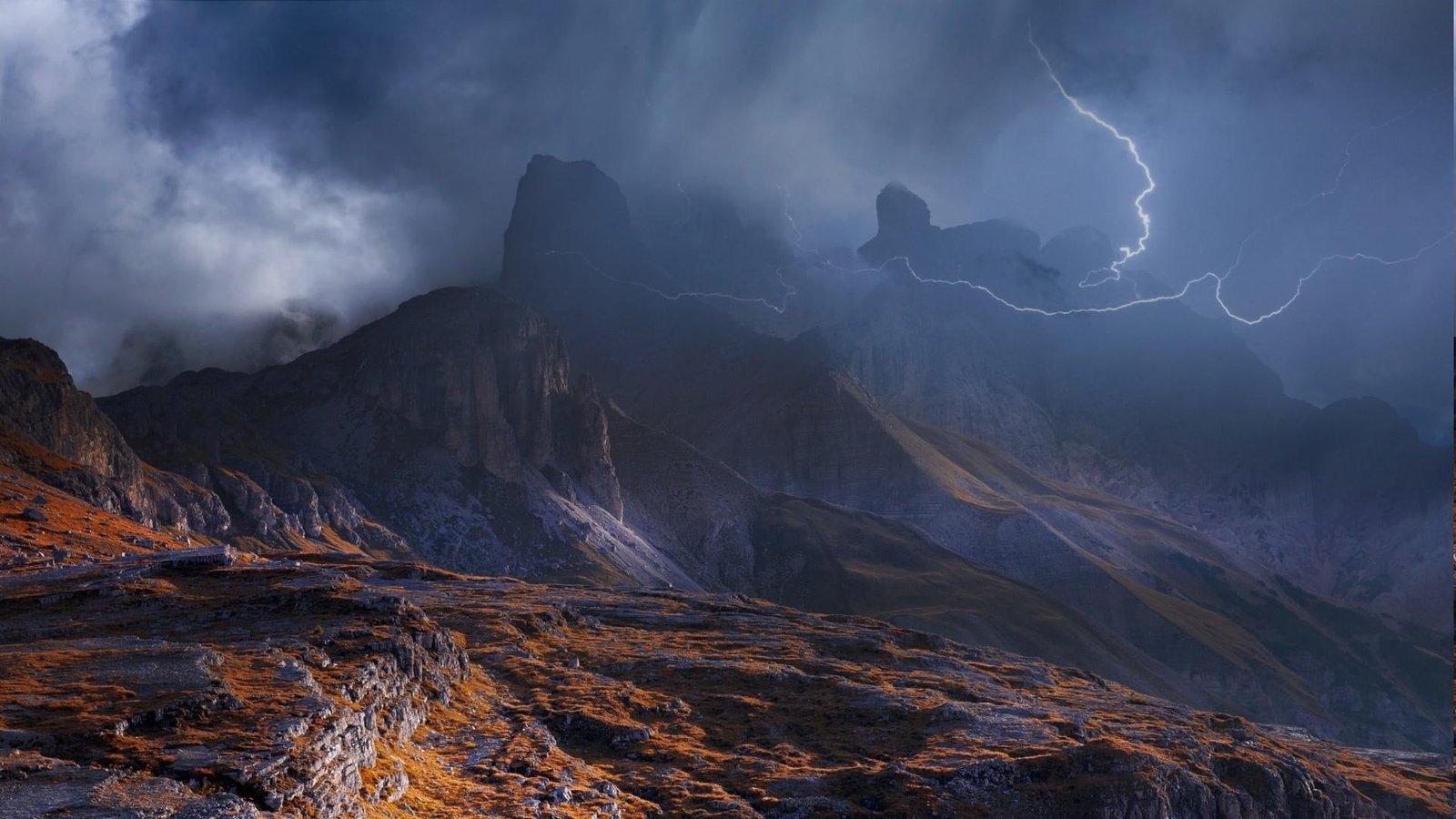 storm thunder thunderstorm lightning mountains clouds 2k
