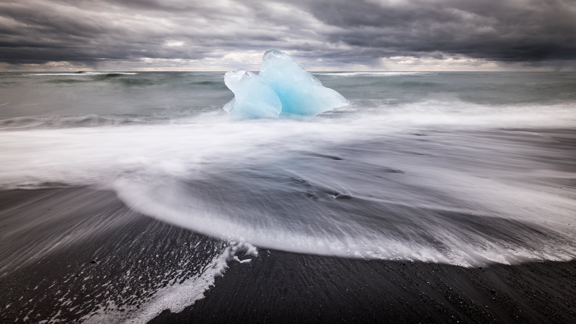 body of water diamond beach iceland 2k