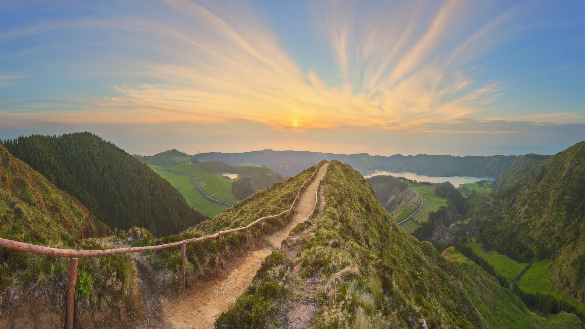 dawn vista view mountain path europe portugal sky sunlight 2k